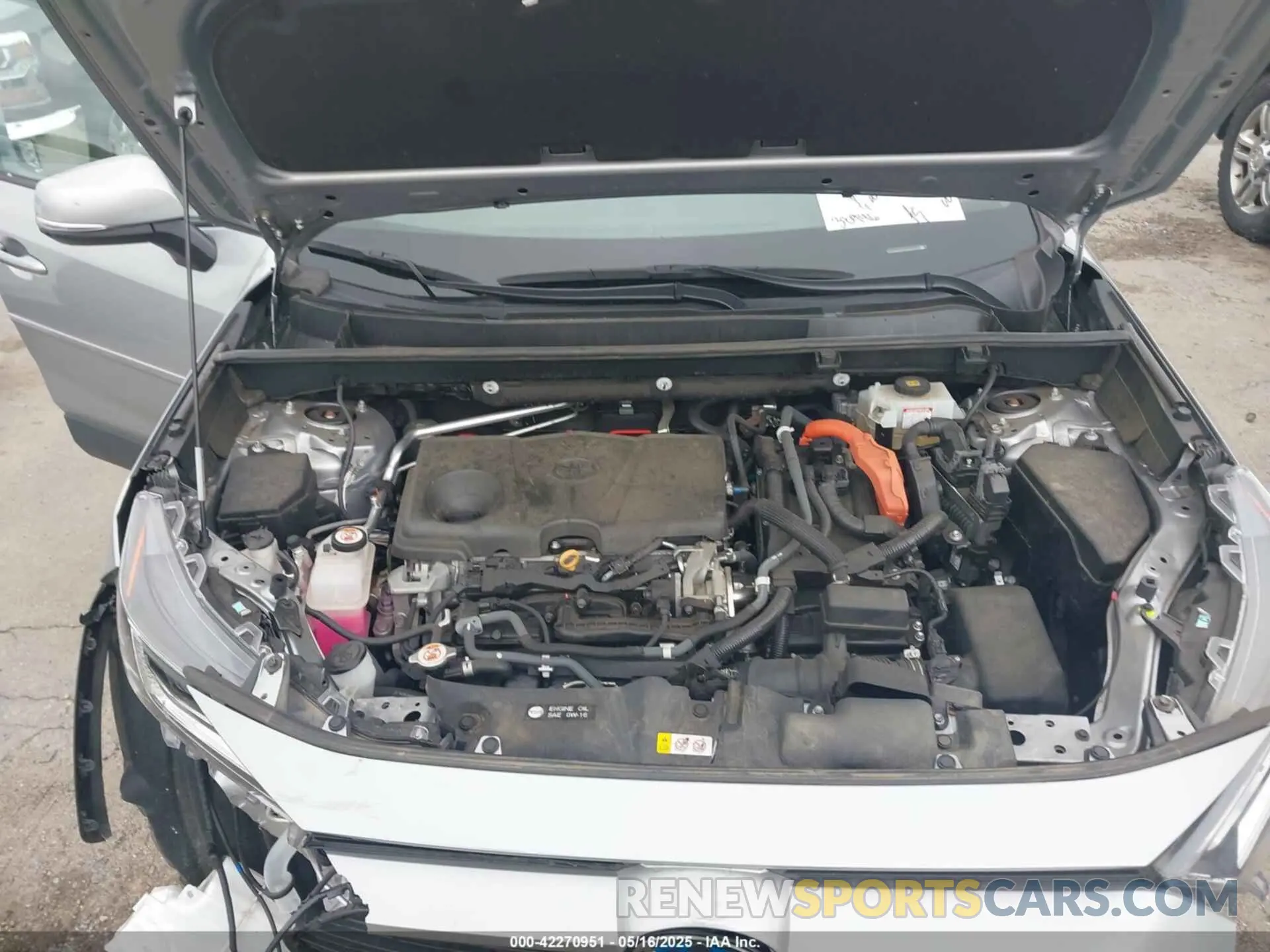 10 Photograph of a damaged car 2T3RWRFV5KW004833 TOYOTA RAV4 HYBRID 2019