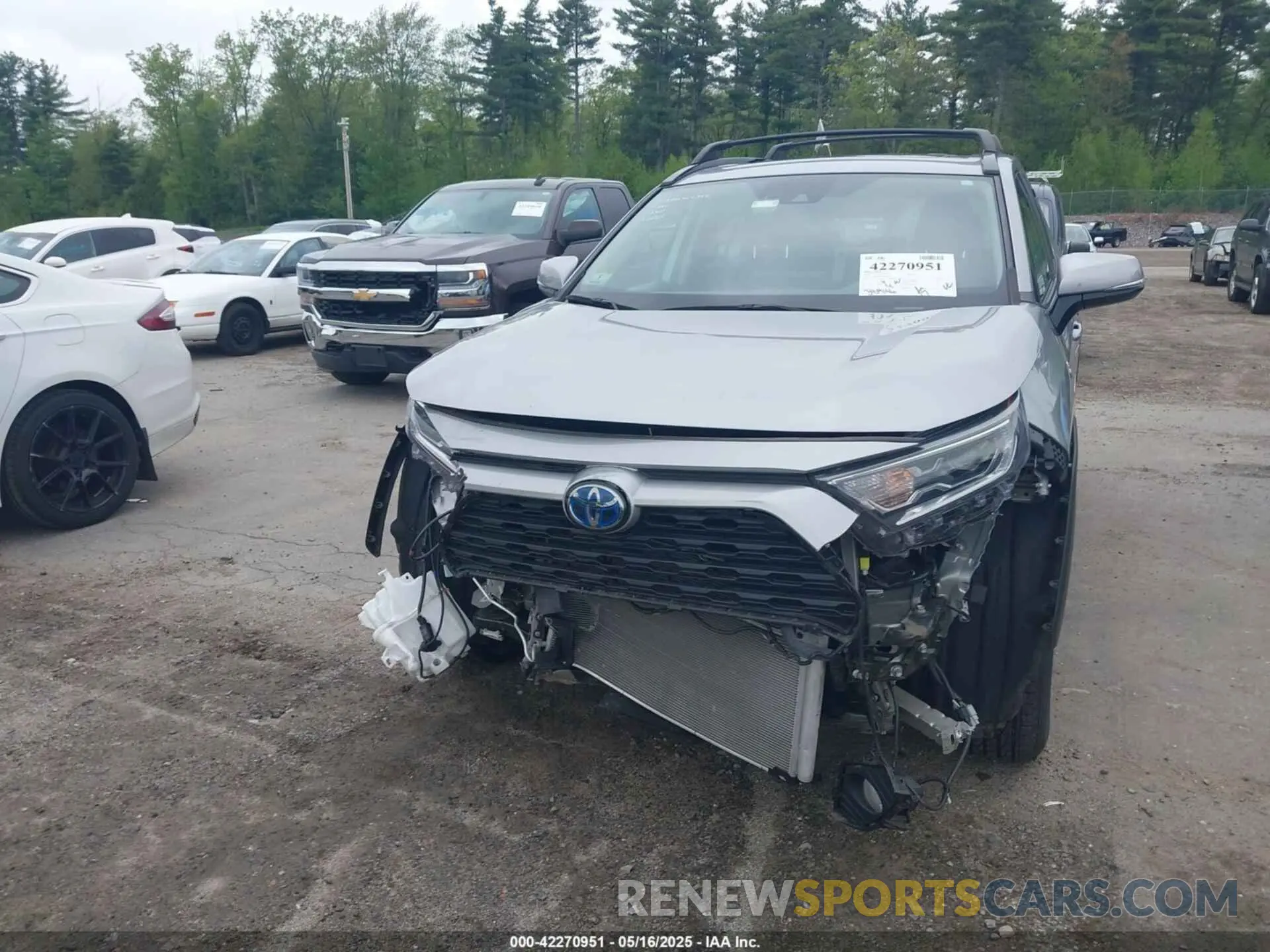 12 Photograph of a damaged car 2T3RWRFV5KW004833 TOYOTA RAV4 HYBRID 2019