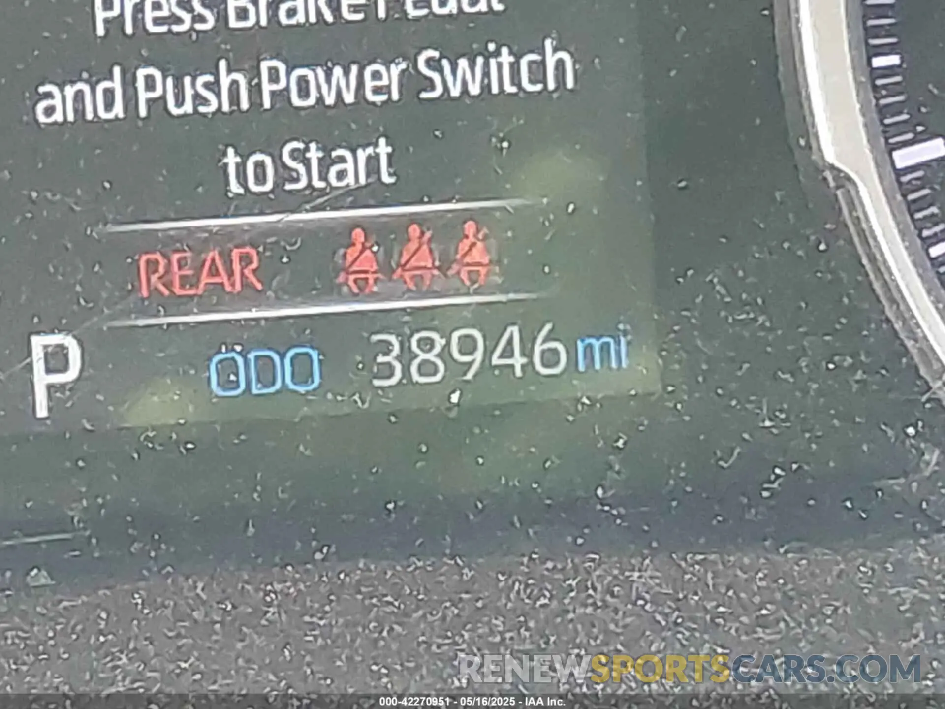 16 Photograph of a damaged car 2T3RWRFV5KW004833 TOYOTA RAV4 HYBRID 2019