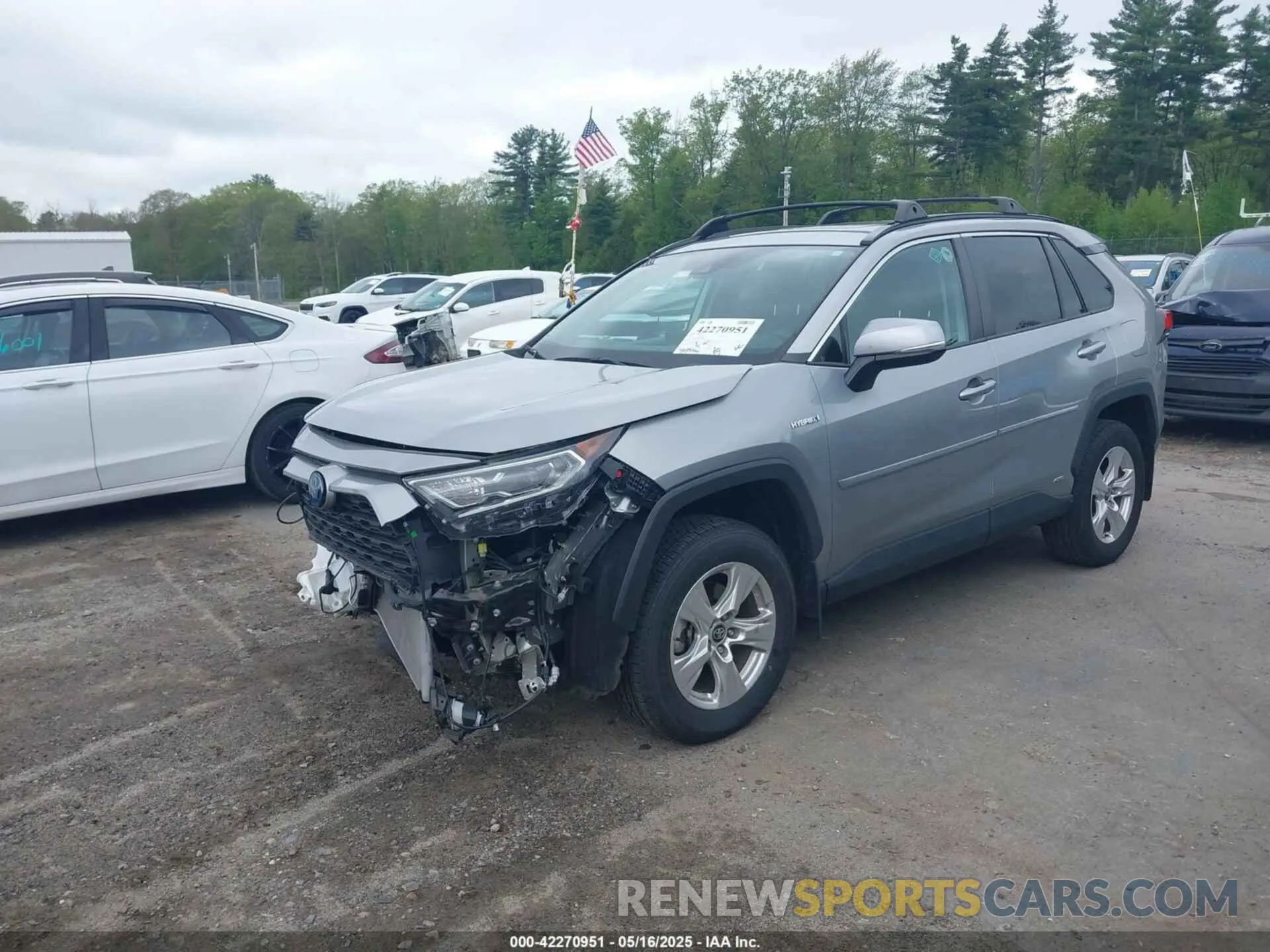 2 Photograph of a damaged car 2T3RWRFV5KW004833 TOYOTA RAV4 HYBRID 2019
