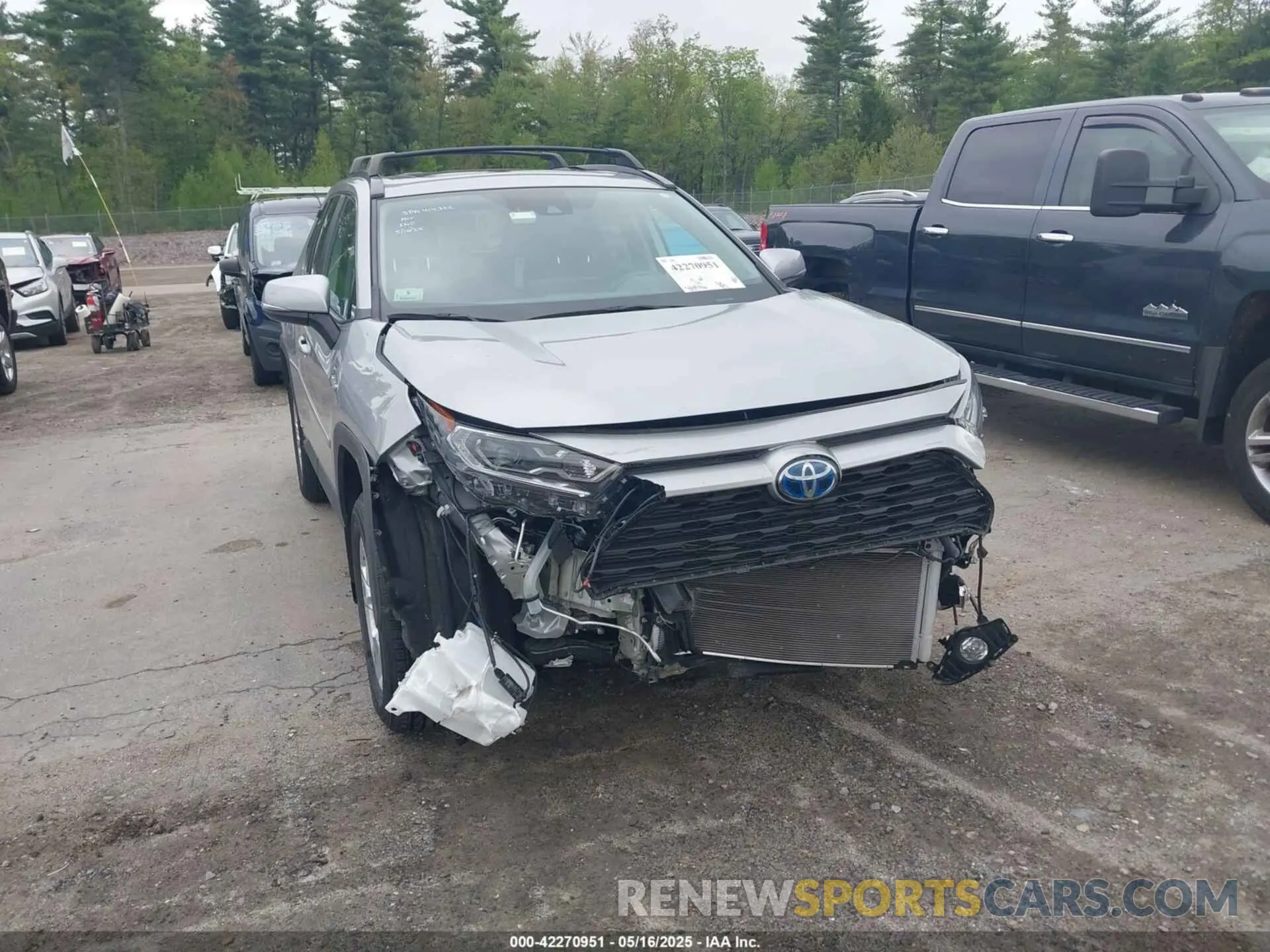 6 Photograph of a damaged car 2T3RWRFV5KW004833 TOYOTA RAV4 HYBRID 2019