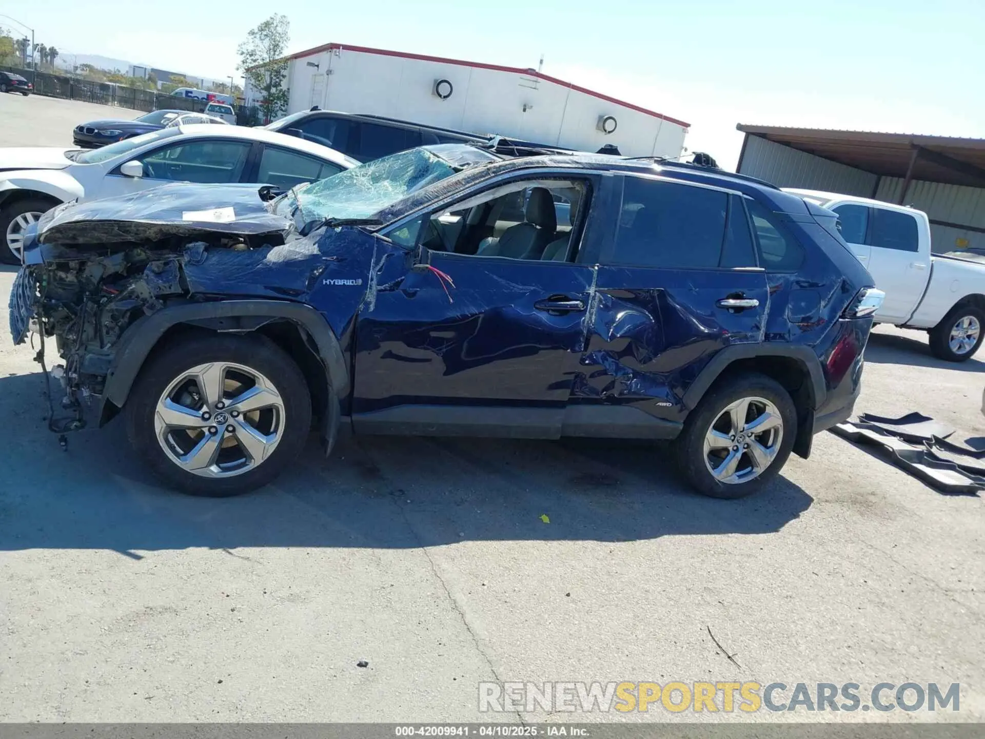 15 Photograph of a damaged car JTMDWRFV1KD014038 TOYOTA RAV4 HYBRID 2019