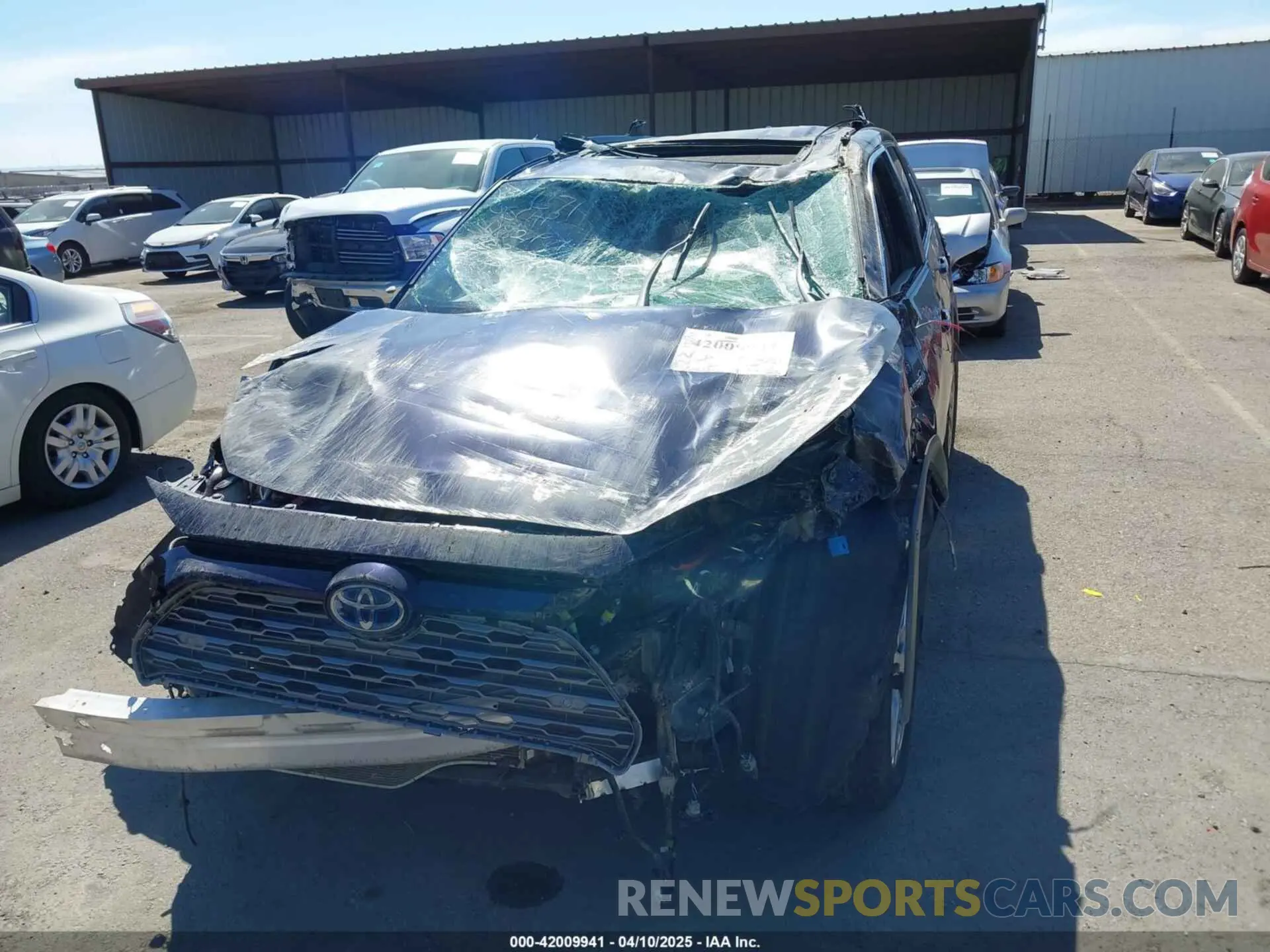 6 Photograph of a damaged car JTMDWRFV1KD014038 TOYOTA RAV4 HYBRID 2019