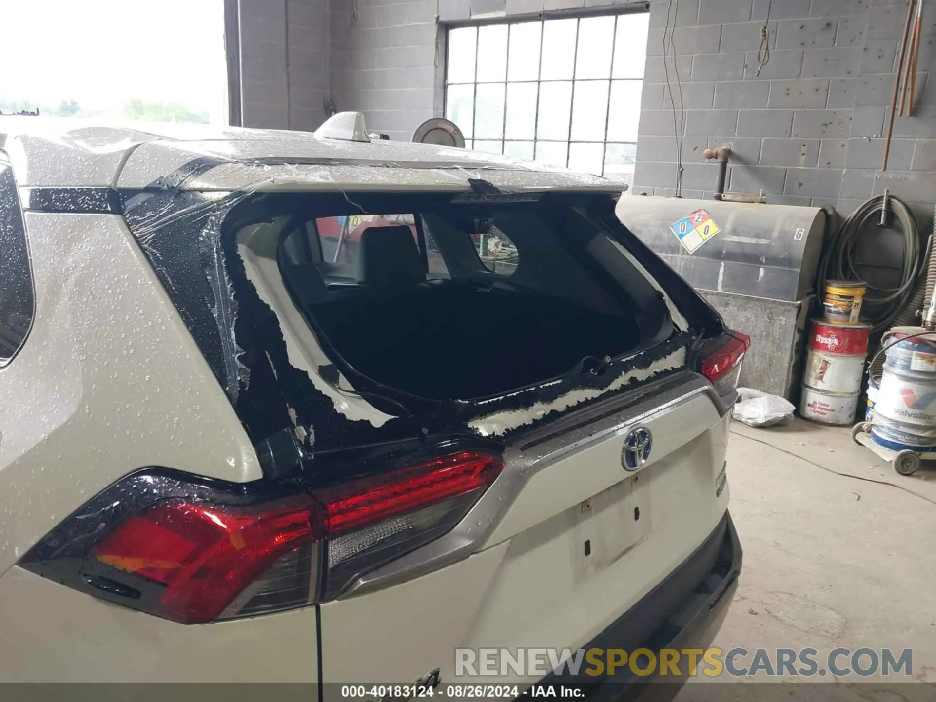6 Photograph of a damaged car JTMDWRFV8KD034299 TOYOTA RAV4 HYBRID 2019