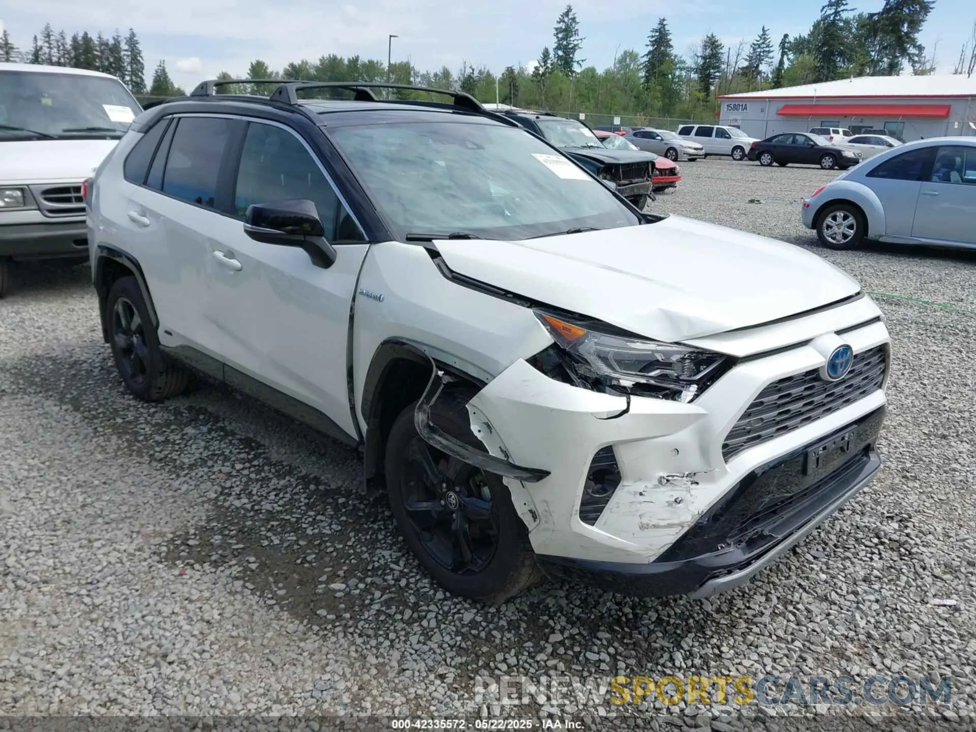 1 Photograph of a damaged car JTMEWRFV0KJ026624 TOYOTA RAV4 HYBRID 2019