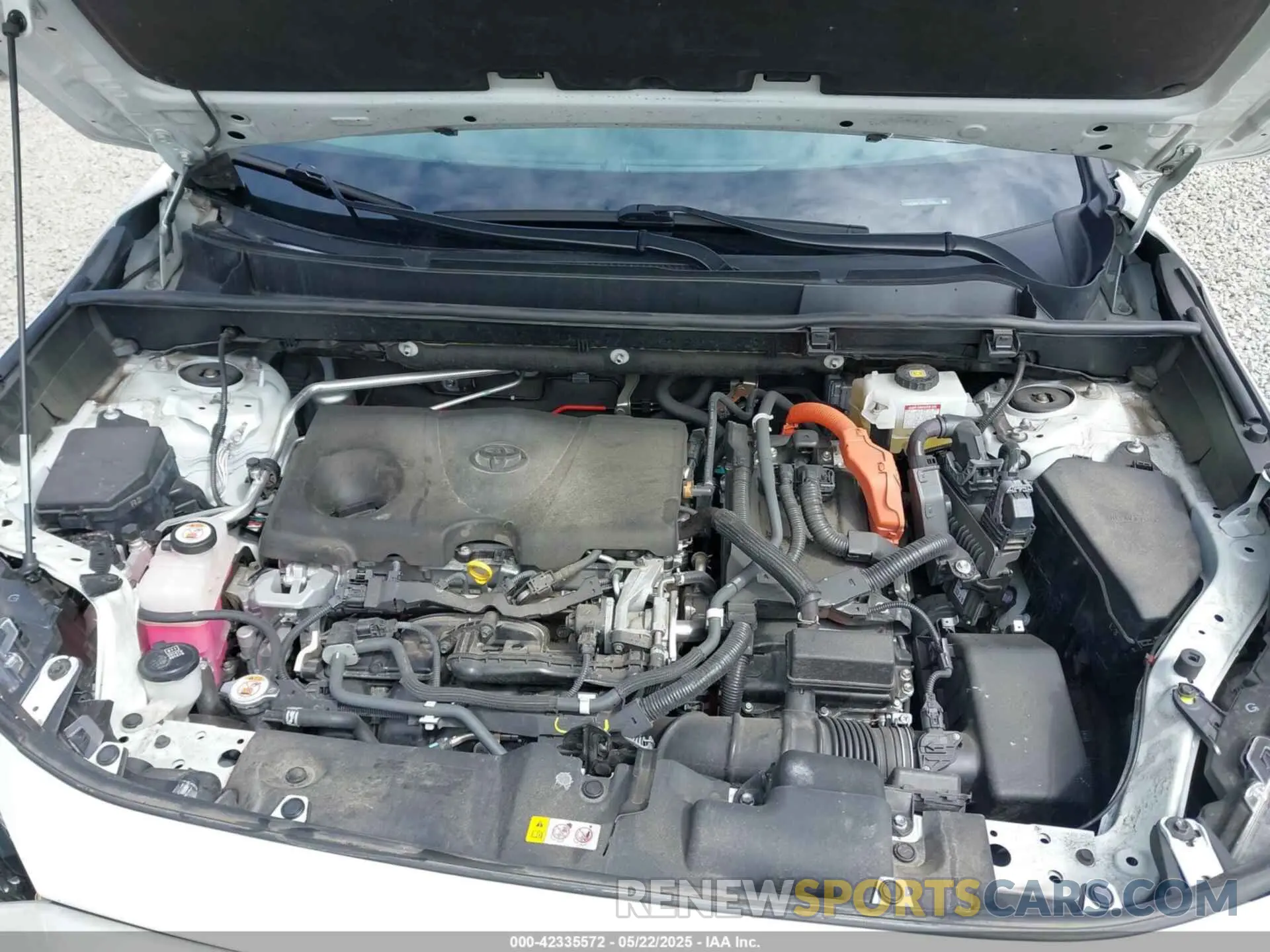 10 Photograph of a damaged car JTMEWRFV0KJ026624 TOYOTA RAV4 HYBRID 2019