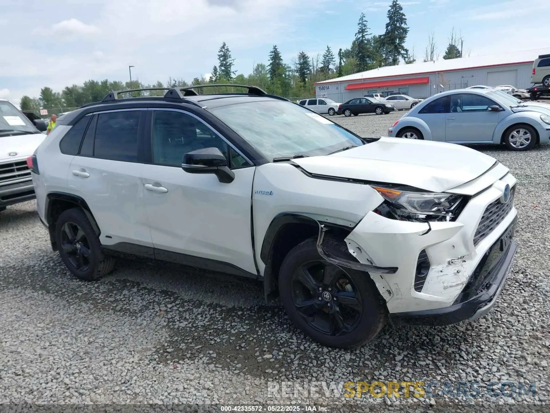 13 Photograph of a damaged car JTMEWRFV0KJ026624 TOYOTA RAV4 HYBRID 2019