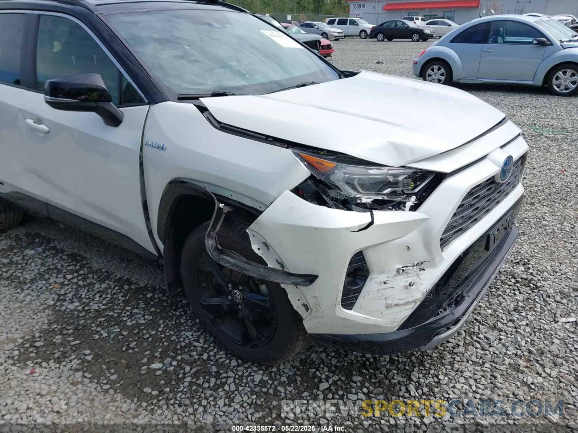 6 Photograph of a damaged car JTMEWRFV0KJ026624 TOYOTA RAV4 HYBRID 2019