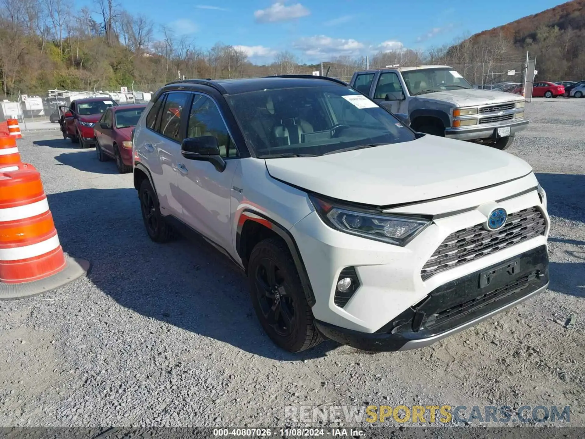 1 Photograph of a damaged car JTMEWRFV3KD509684 TOYOTA RAV4 HYBRID 2019