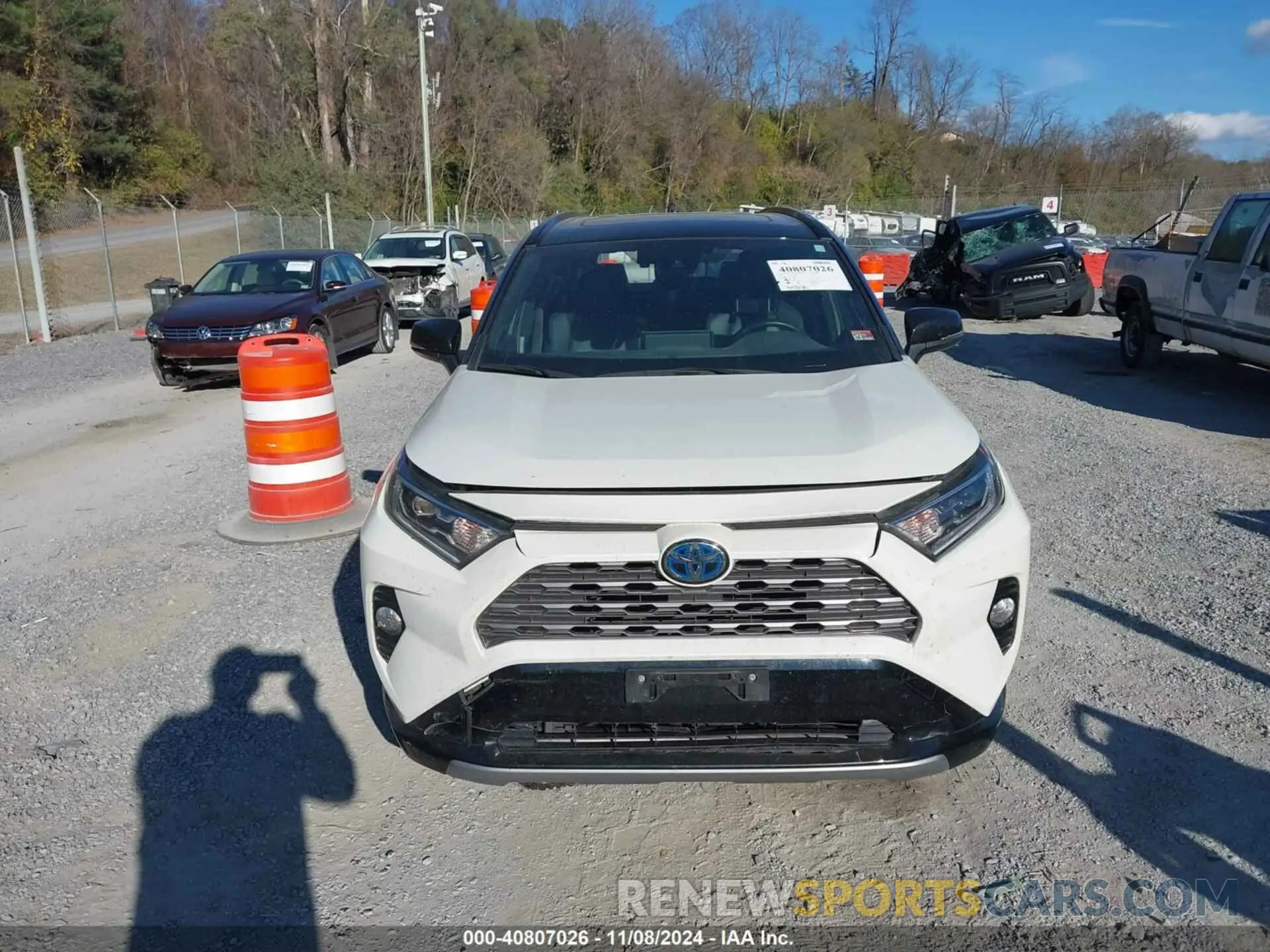 12 Photograph of a damaged car JTMEWRFV3KD509684 TOYOTA RAV4 HYBRID 2019