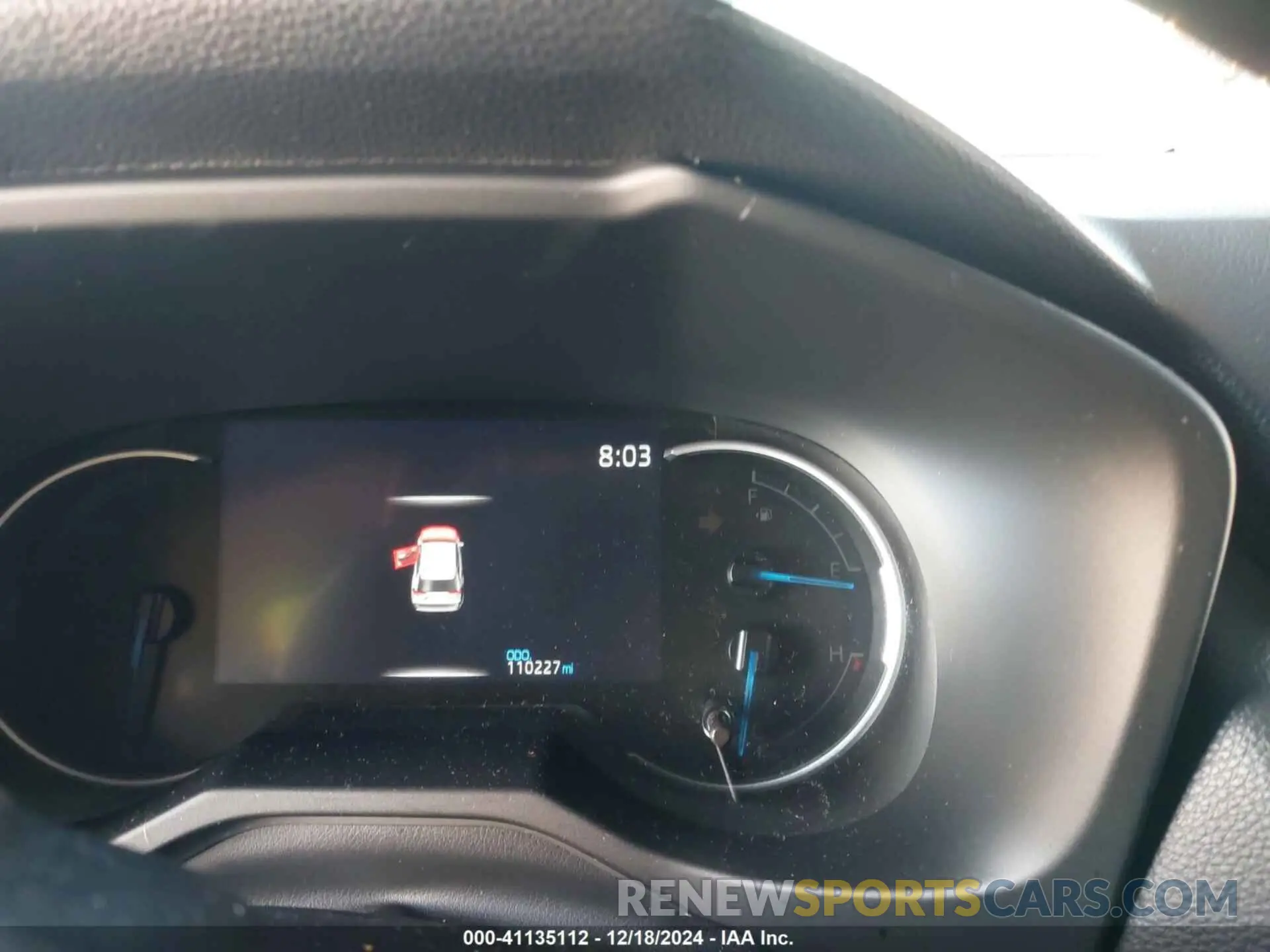 7 Photograph of a damaged car JTMEWRFV6KJ024361 TOYOTA RAV4 HYBRID 2019