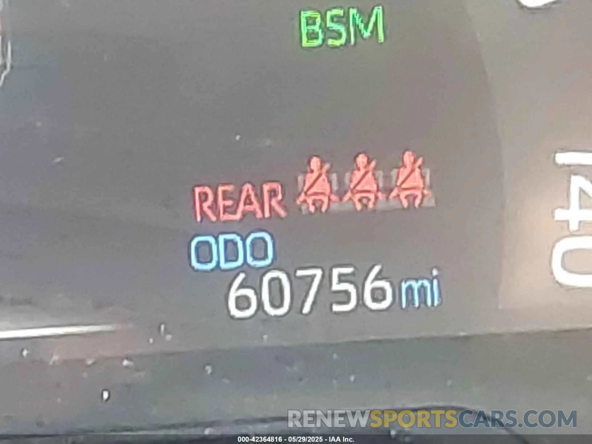 16 Photograph of a damaged car JTMEWRFV7KJ021873 TOYOTA RAV4 HYBRID 2019