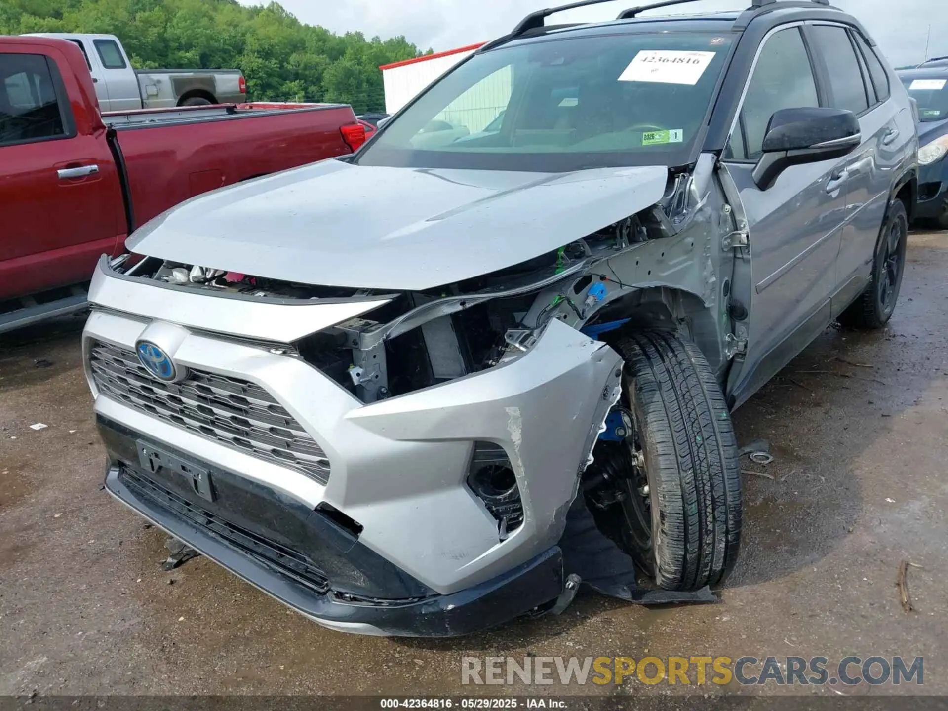 6 Photograph of a damaged car JTMEWRFV7KJ021873 TOYOTA RAV4 HYBRID 2019