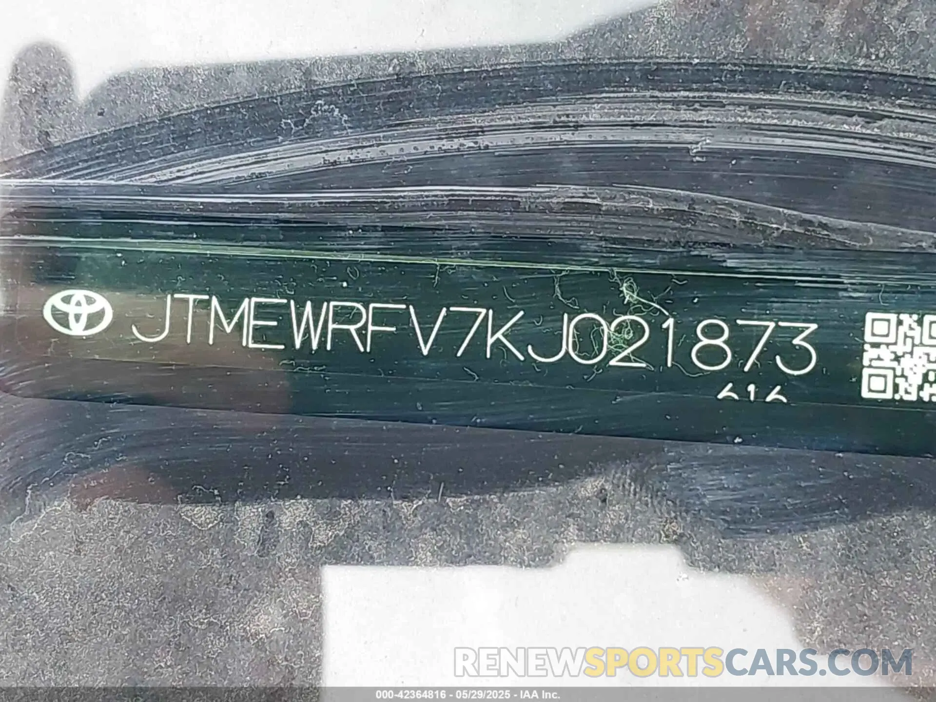 9 Photograph of a damaged car JTMEWRFV7KJ021873 TOYOTA RAV4 HYBRID 2019