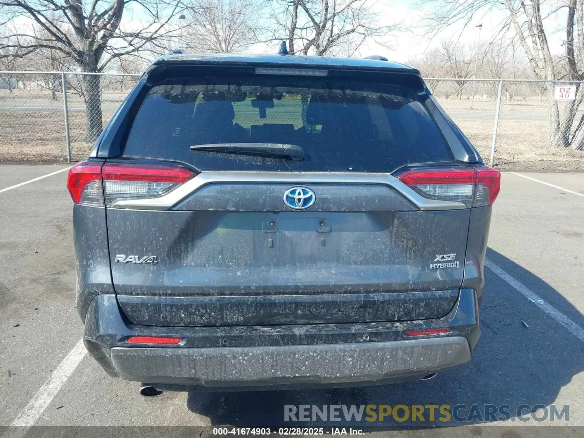 16 Photograph of a damaged car JTMEWRFVXKD513330 TOYOTA RAV4 HYBRID 2019