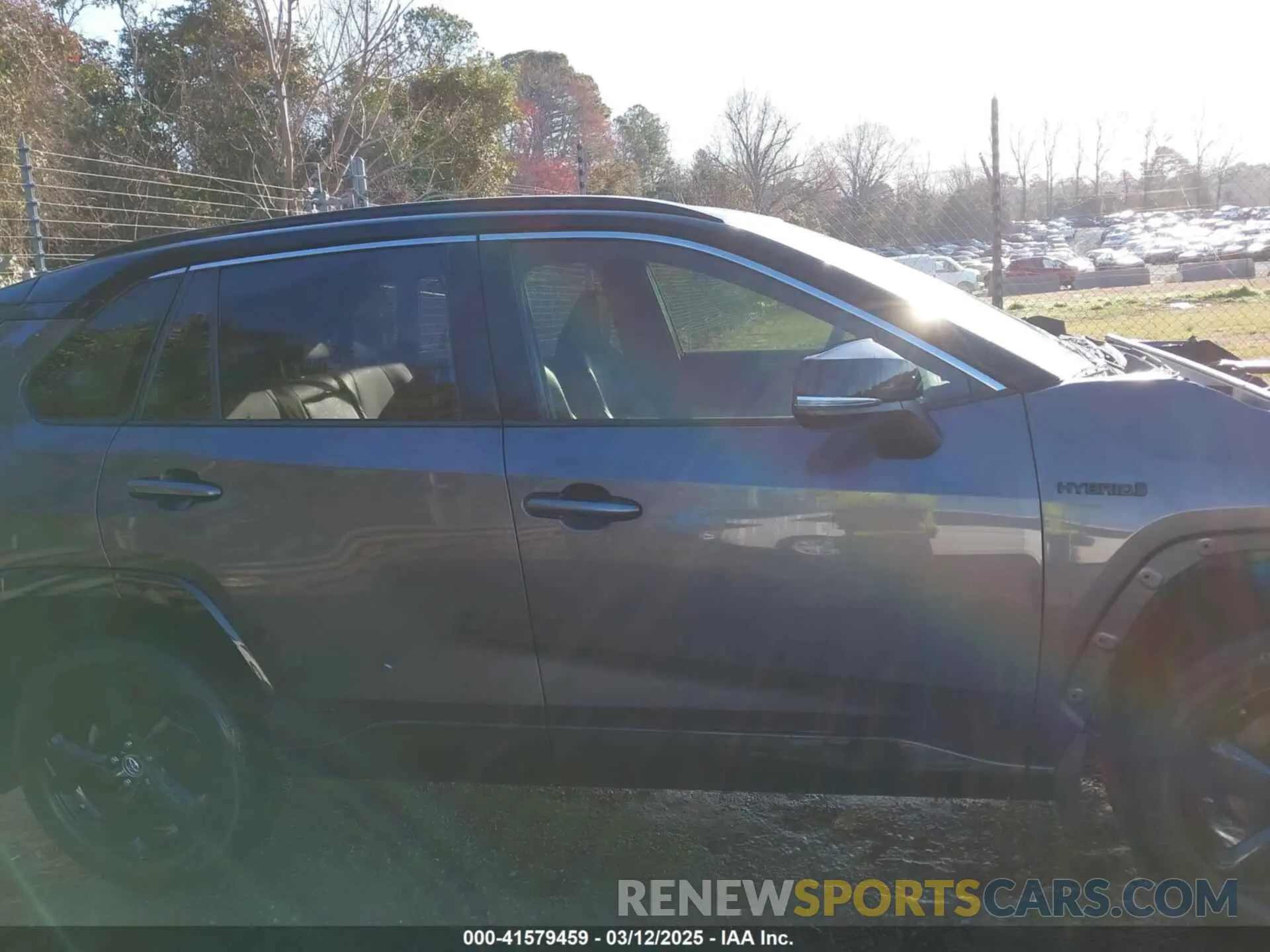 13 Photograph of a damaged car JTMEWRFVXKJ024301 TOYOTA RAV4 HYBRID 2019