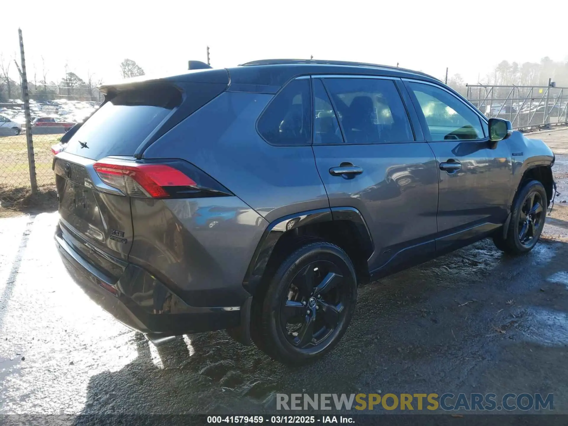 4 Photograph of a damaged car JTMEWRFVXKJ024301 TOYOTA RAV4 HYBRID 2019