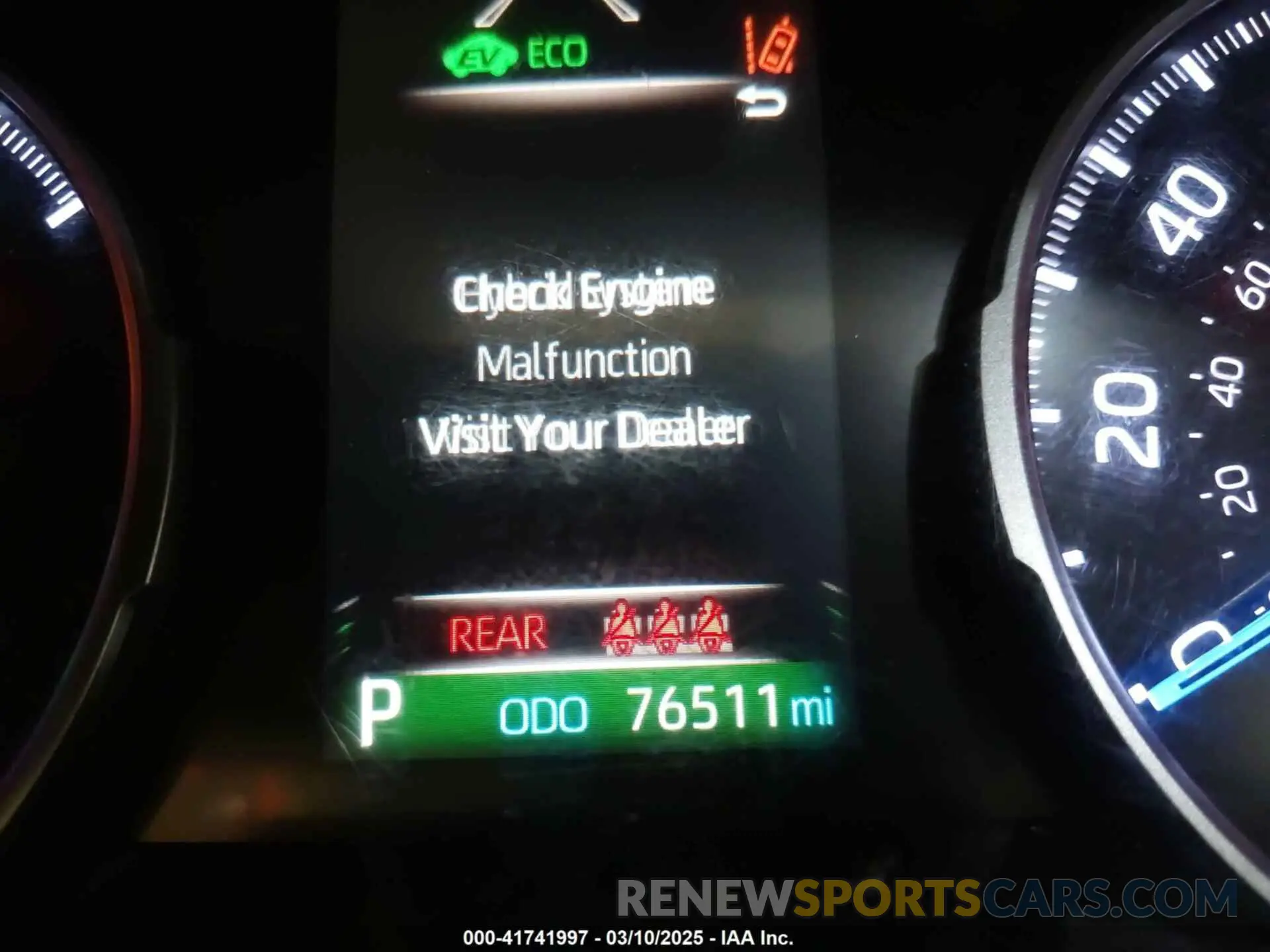 15 Photograph of a damaged car JTMMWRFV1KD026481 TOYOTA RAV4 HYBRID 2019