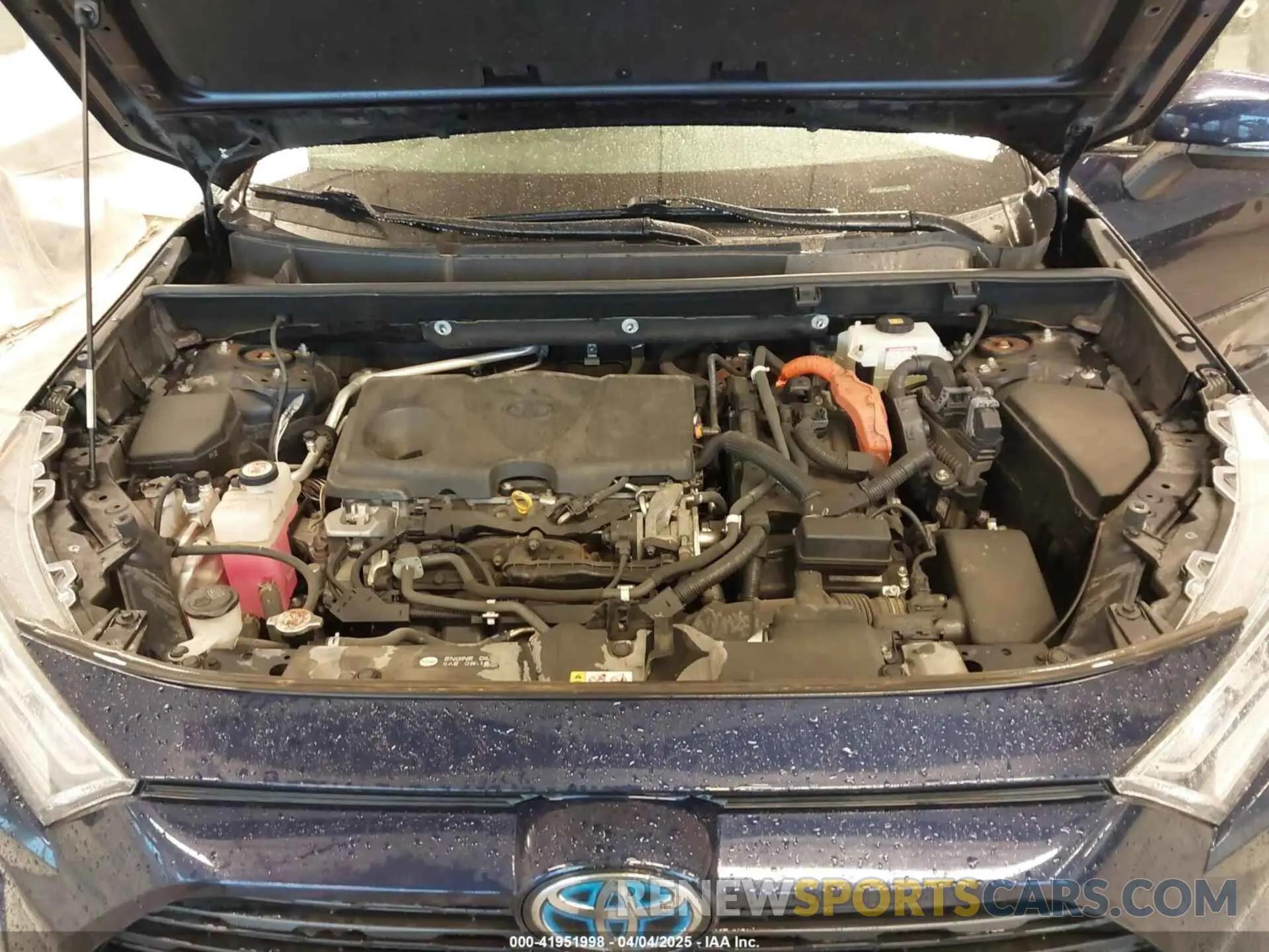 10 Photograph of a damaged car JTMRWRFV1KJ014693 TOYOTA RAV4 HYBRID 2019