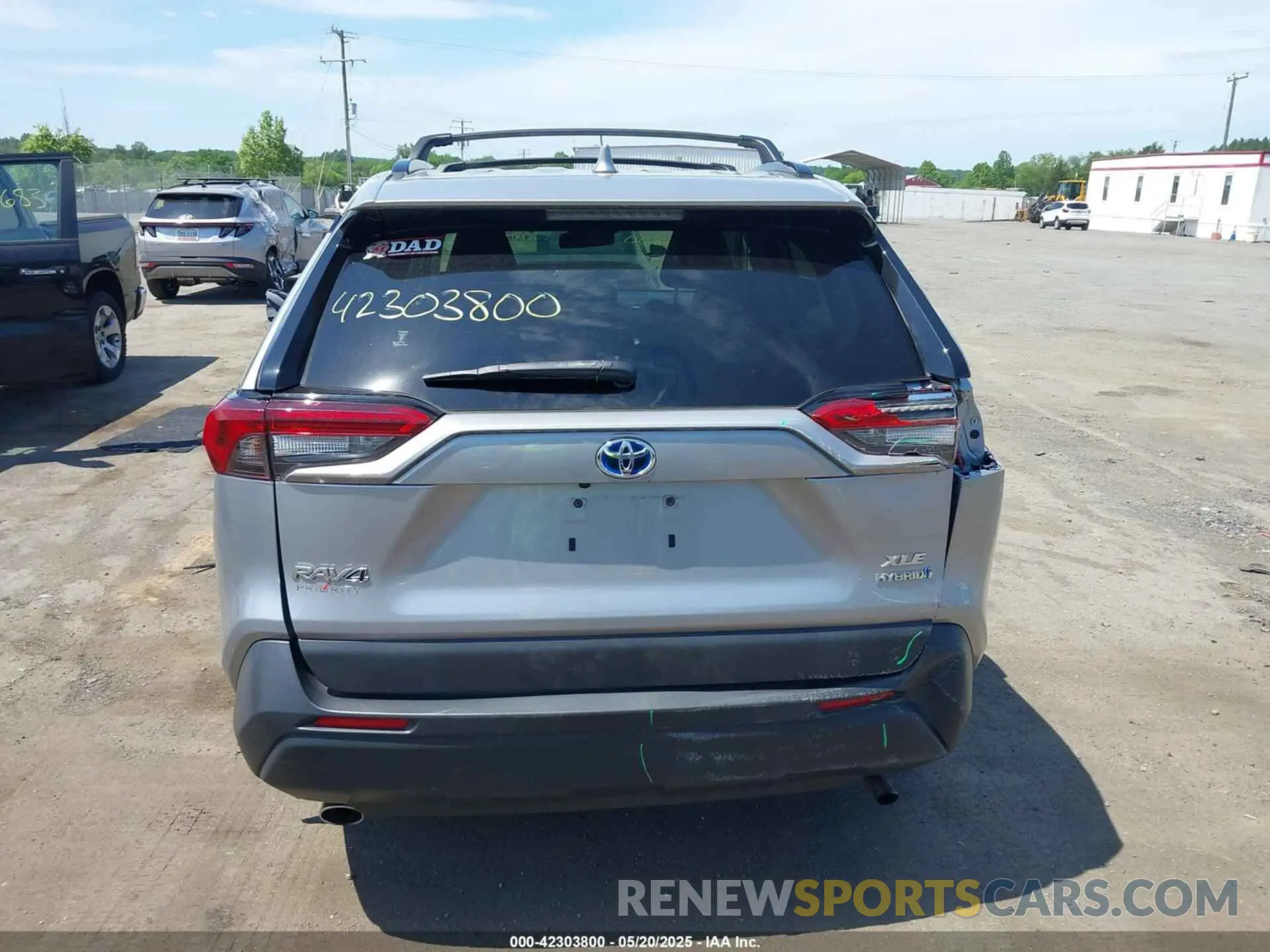 16 Photograph of a damaged car JTMRWRFV4KD023659 TOYOTA RAV4 HYBRID 2019