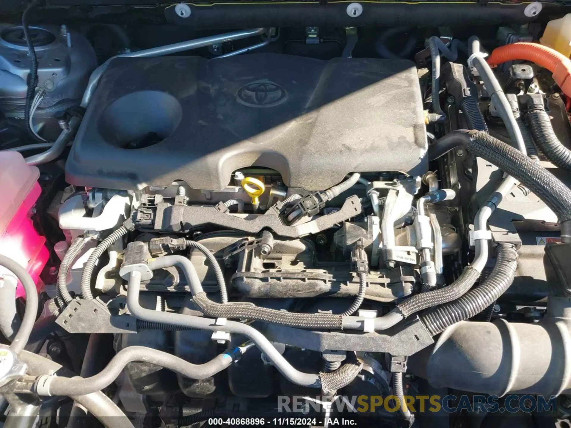 10 Photograph of a damaged car JTMRWRFV8KD034079 TOYOTA RAV4 HYBRID 2019
