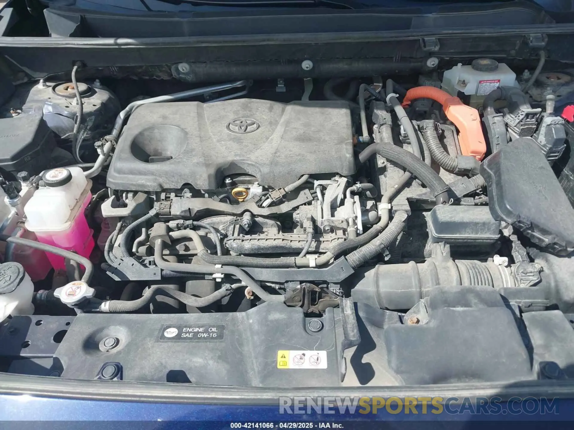 10 Photograph of a damaged car 2T3DWRFV0LW070377 TOYOTA RAV4 HYBRID 2020