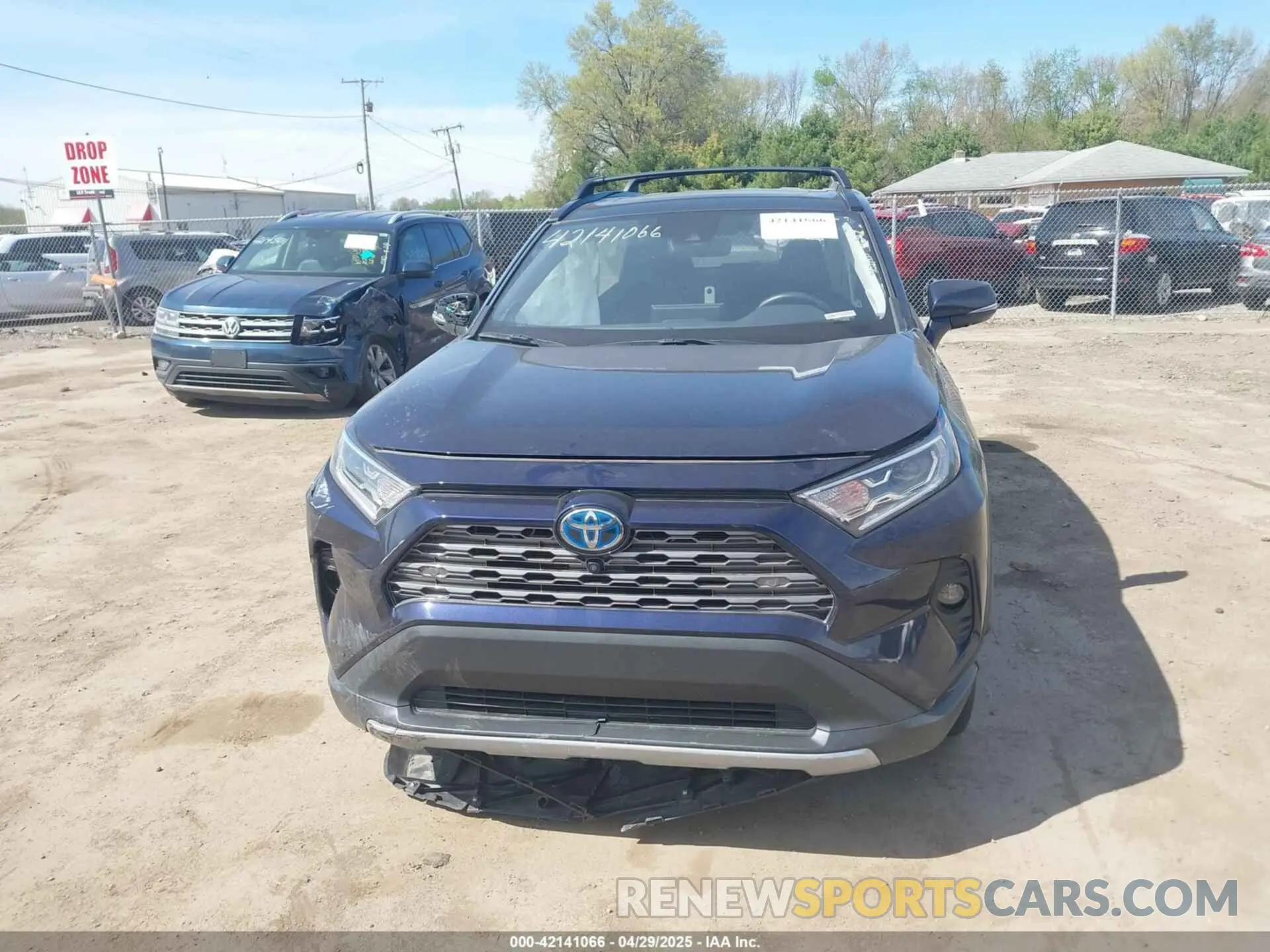 12 Photograph of a damaged car 2T3DWRFV0LW070377 TOYOTA RAV4 HYBRID 2020