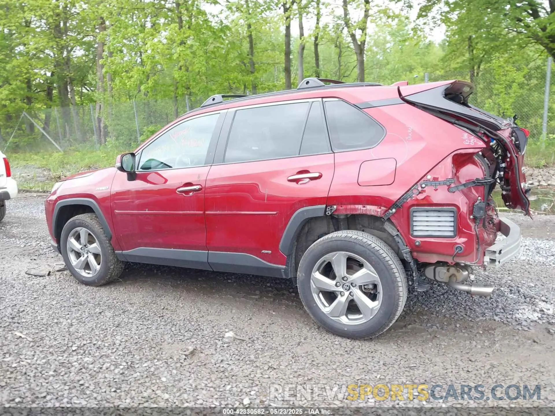 14 Photograph of a damaged car 2T3DWRFV8LW069087 TOYOTA RAV4 HYBRID 2020