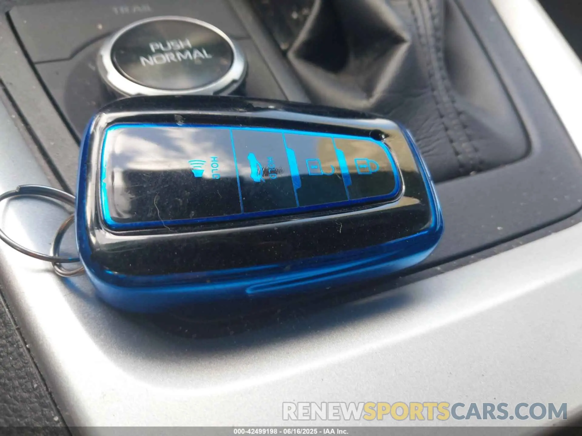 11 Photograph of a damaged car 2T3EWRFV3LW097786 TOYOTA RAV4 HYBRID 2020