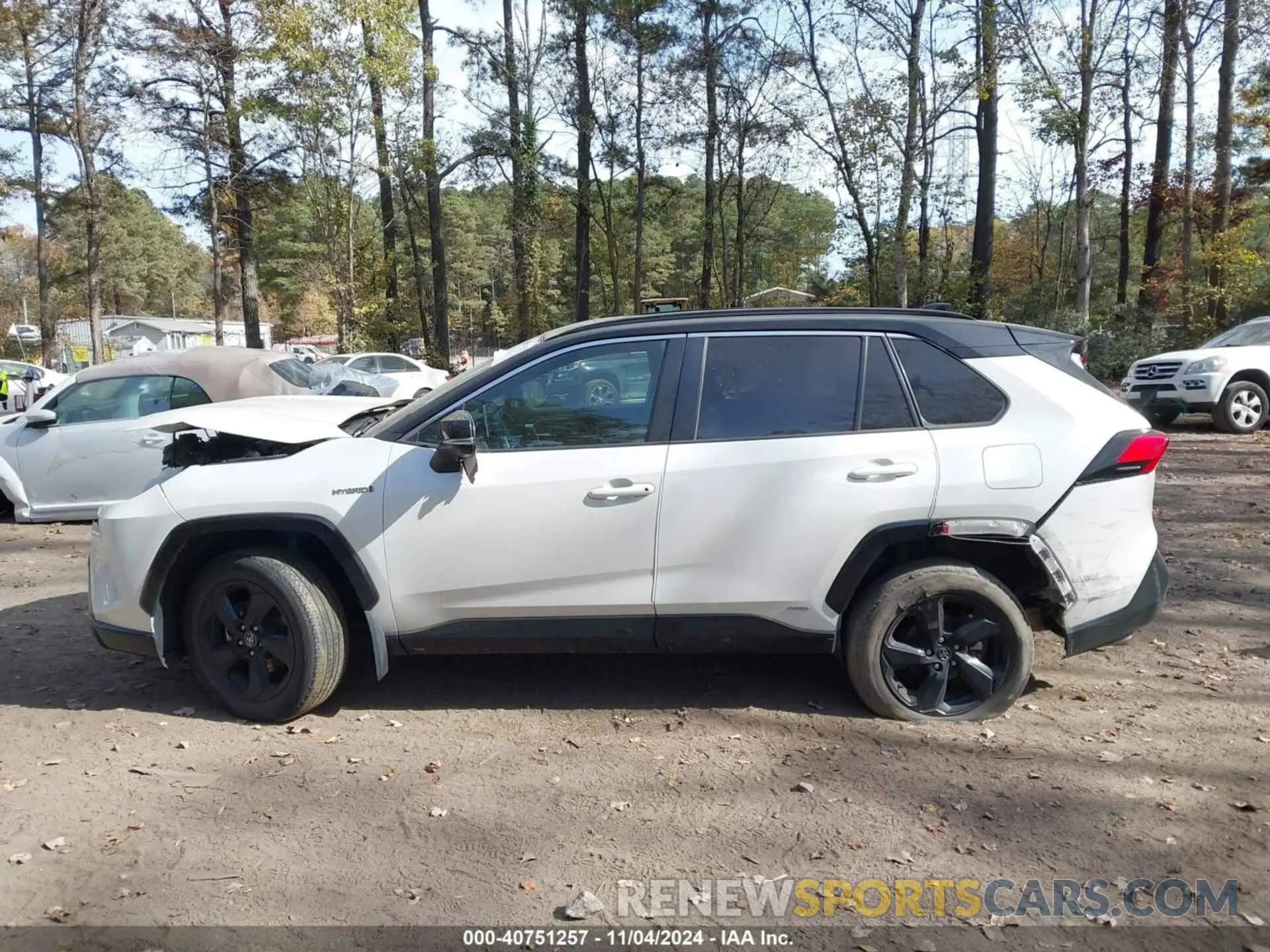 14 Photograph of a damaged car 2T3EWRFV5LW099460 TOYOTA RAV4 HYBRID 2020