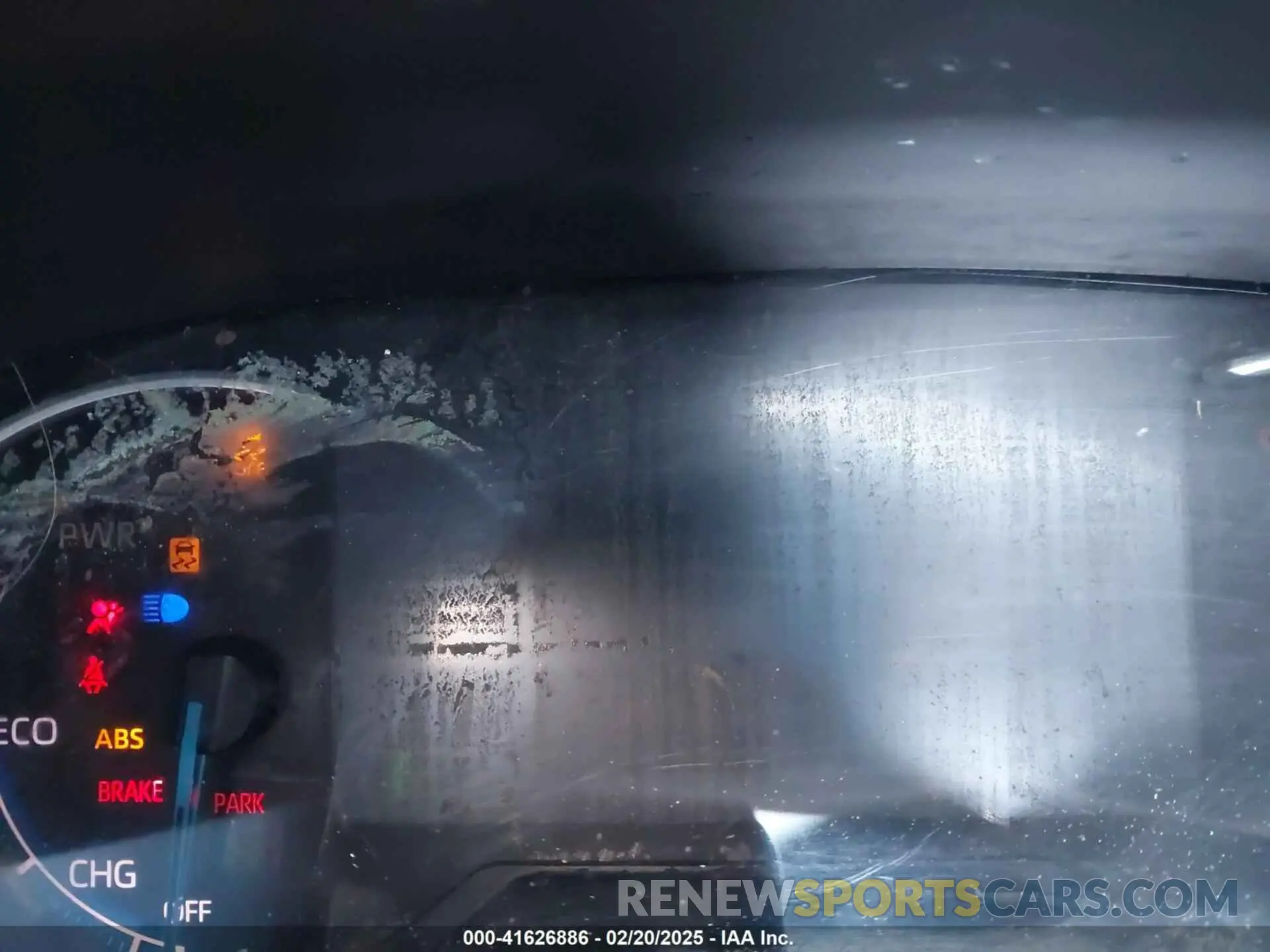 7 Photograph of a damaged car 2T3EWRFV6LW076897 TOYOTA RAV4 HYBRID 2020