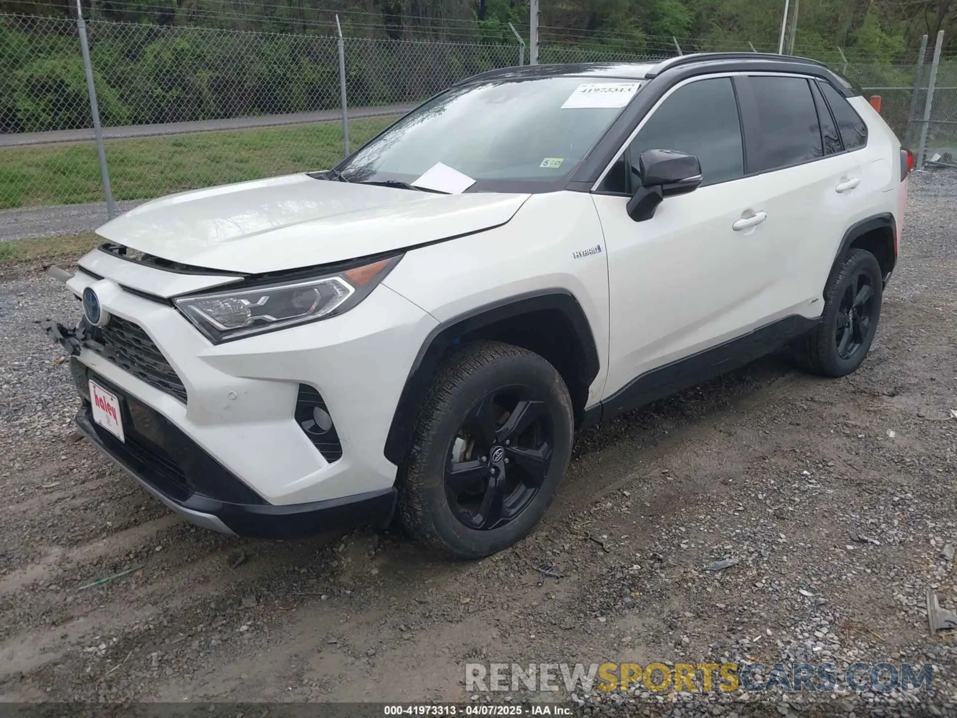 2 Photograph of a damaged car 2T3EWRFV7LW083339 TOYOTA RAV4 HYBRID 2020