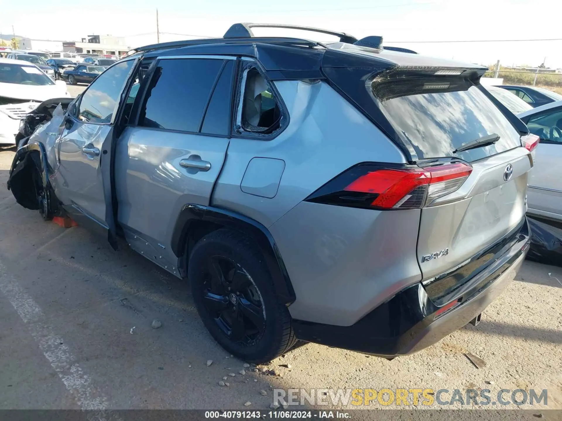 3 Photograph of a damaged car 2T3EWRFV8LW054108 TOYOTA RAV4 HYBRID 2020