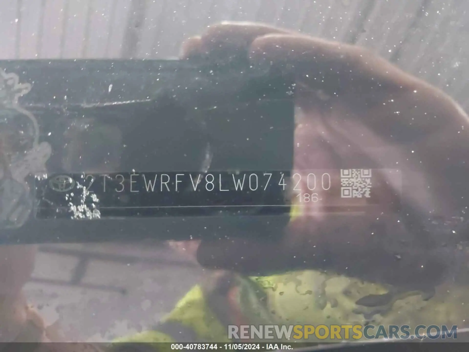 9 Photograph of a damaged car 2T3EWRFV8LW074200 TOYOTA RAV4 HYBRID 2020