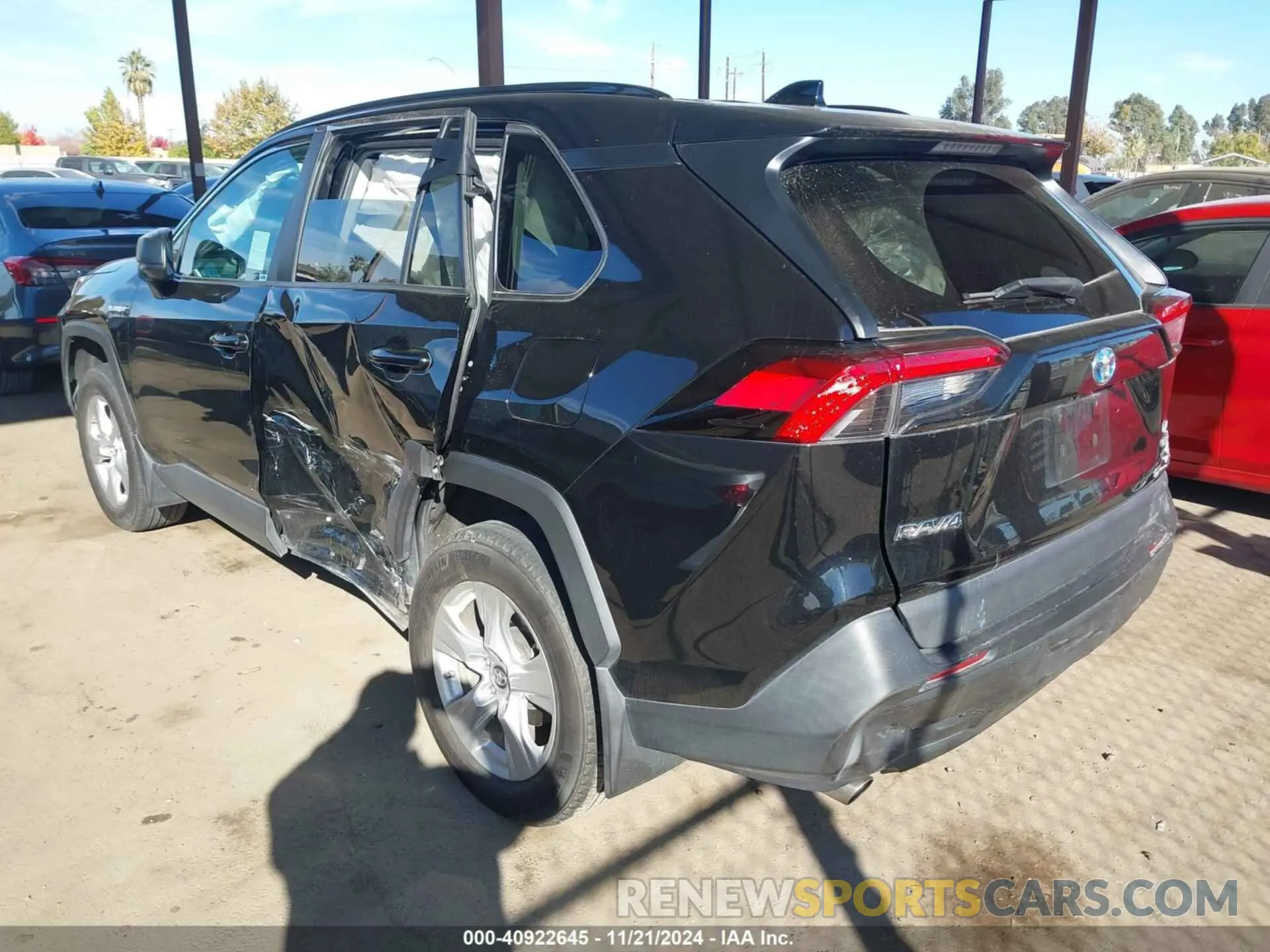 3 Photograph of a damaged car 2T3LWRFVXLW094536 TOYOTA RAV4 HYBRID 2020