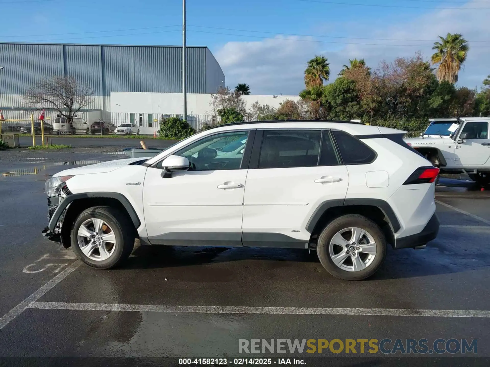 15 Photograph of a damaged car 2T3MWRFV4LW091023 TOYOTA RAV4 HYBRID 2020