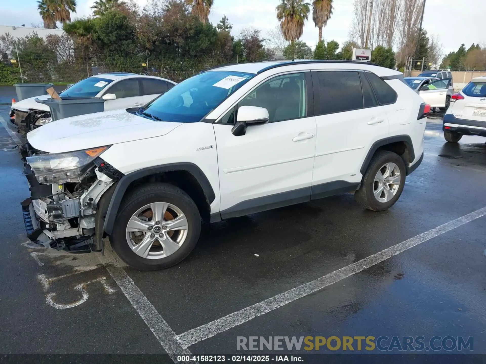 2 Photograph of a damaged car 2T3MWRFV4LW091023 TOYOTA RAV4 HYBRID 2020