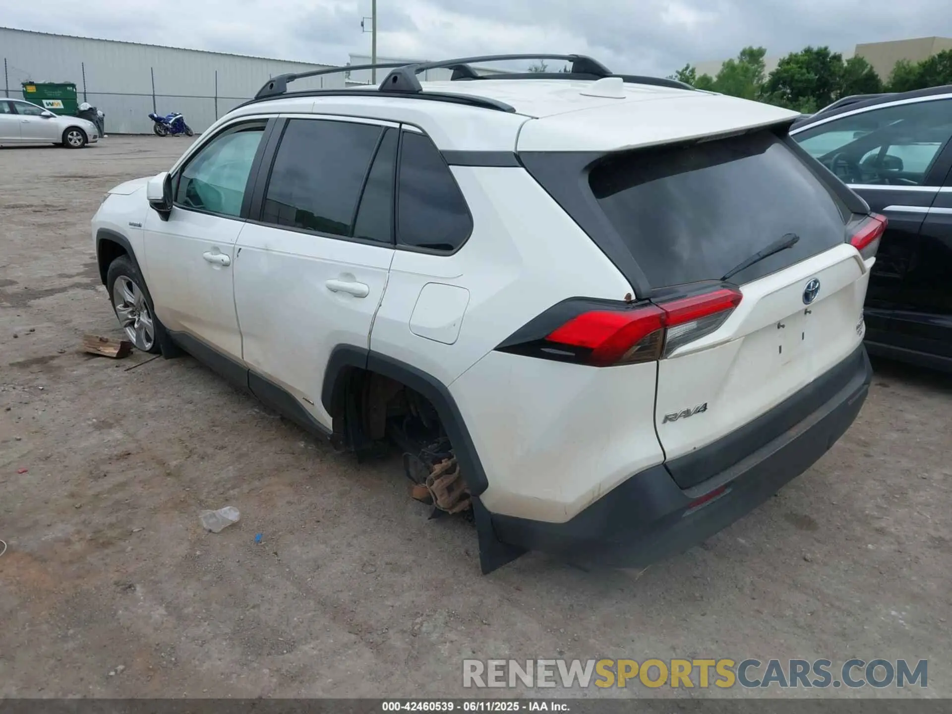 3 Photograph of a damaged car 2T3MWRFV5LW077521 TOYOTA RAV4 HYBRID 2020