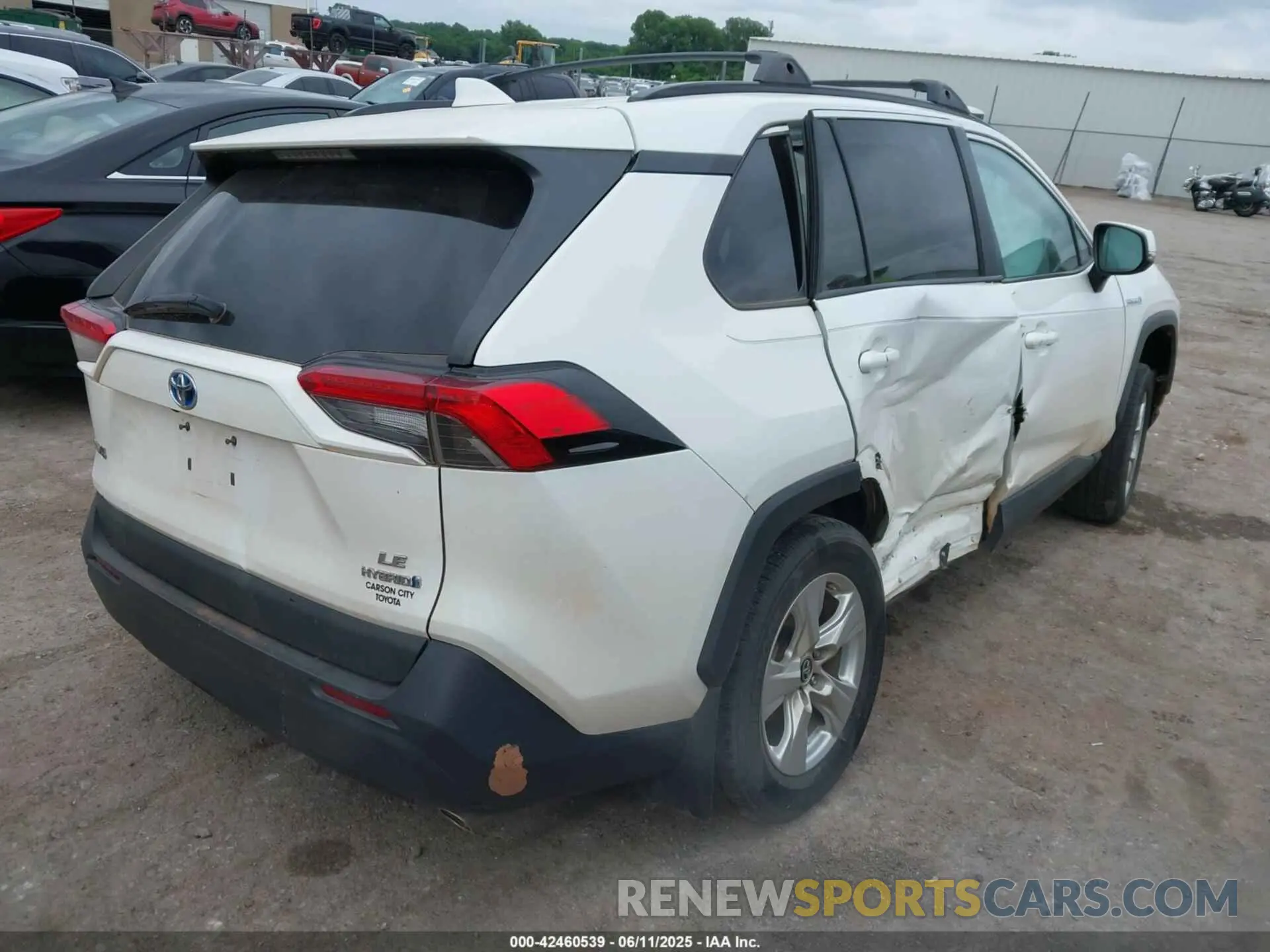 4 Photograph of a damaged car 2T3MWRFV5LW077521 TOYOTA RAV4 HYBRID 2020