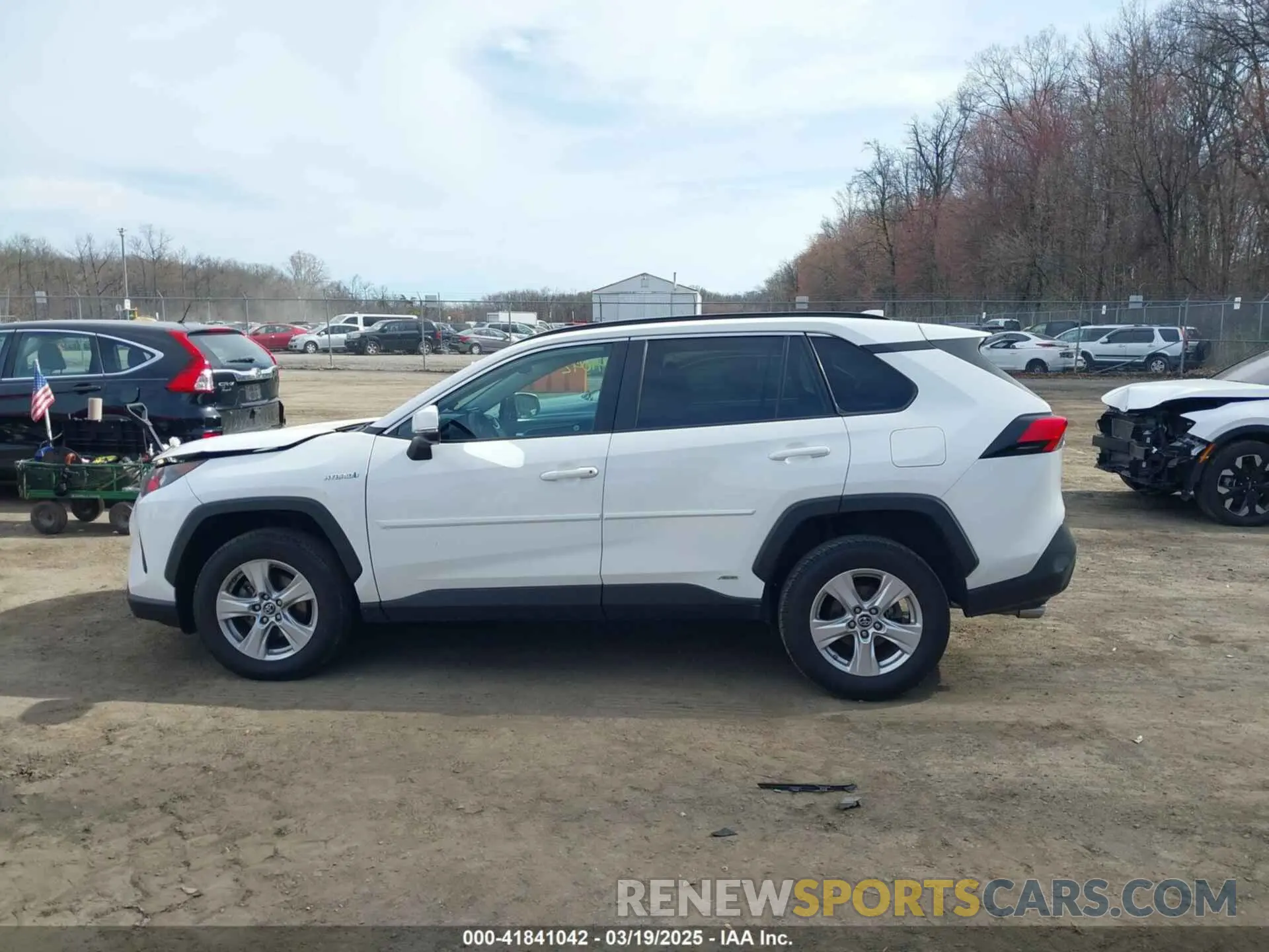 15 Photograph of a damaged car 2T3MWRFV7LW050403 TOYOTA RAV4 HYBRID 2020