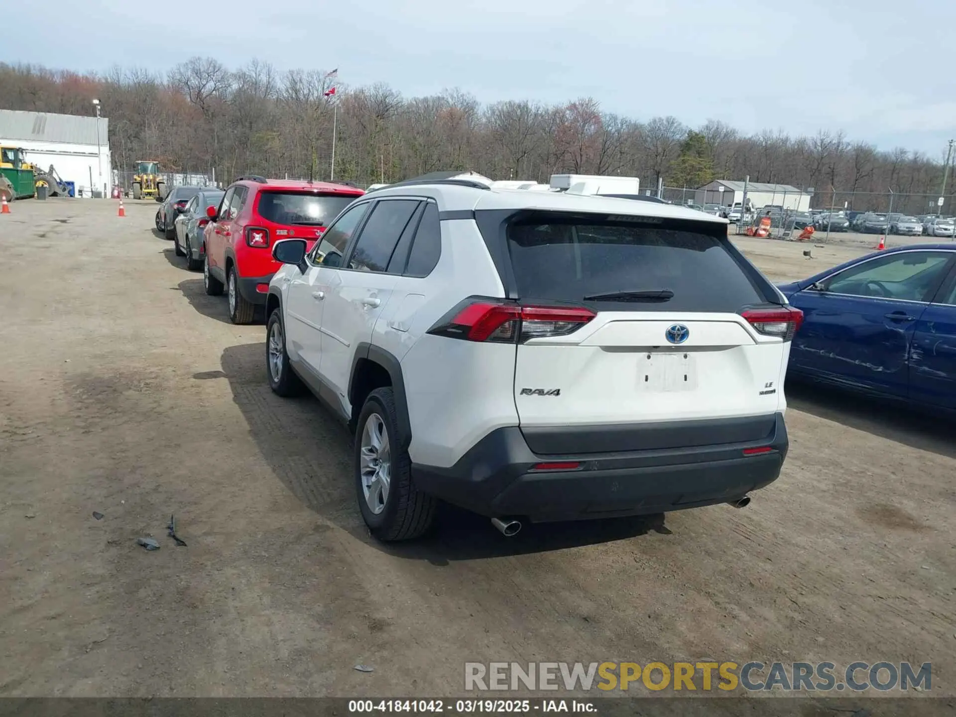 3 Photograph of a damaged car 2T3MWRFV7LW050403 TOYOTA RAV4 HYBRID 2020