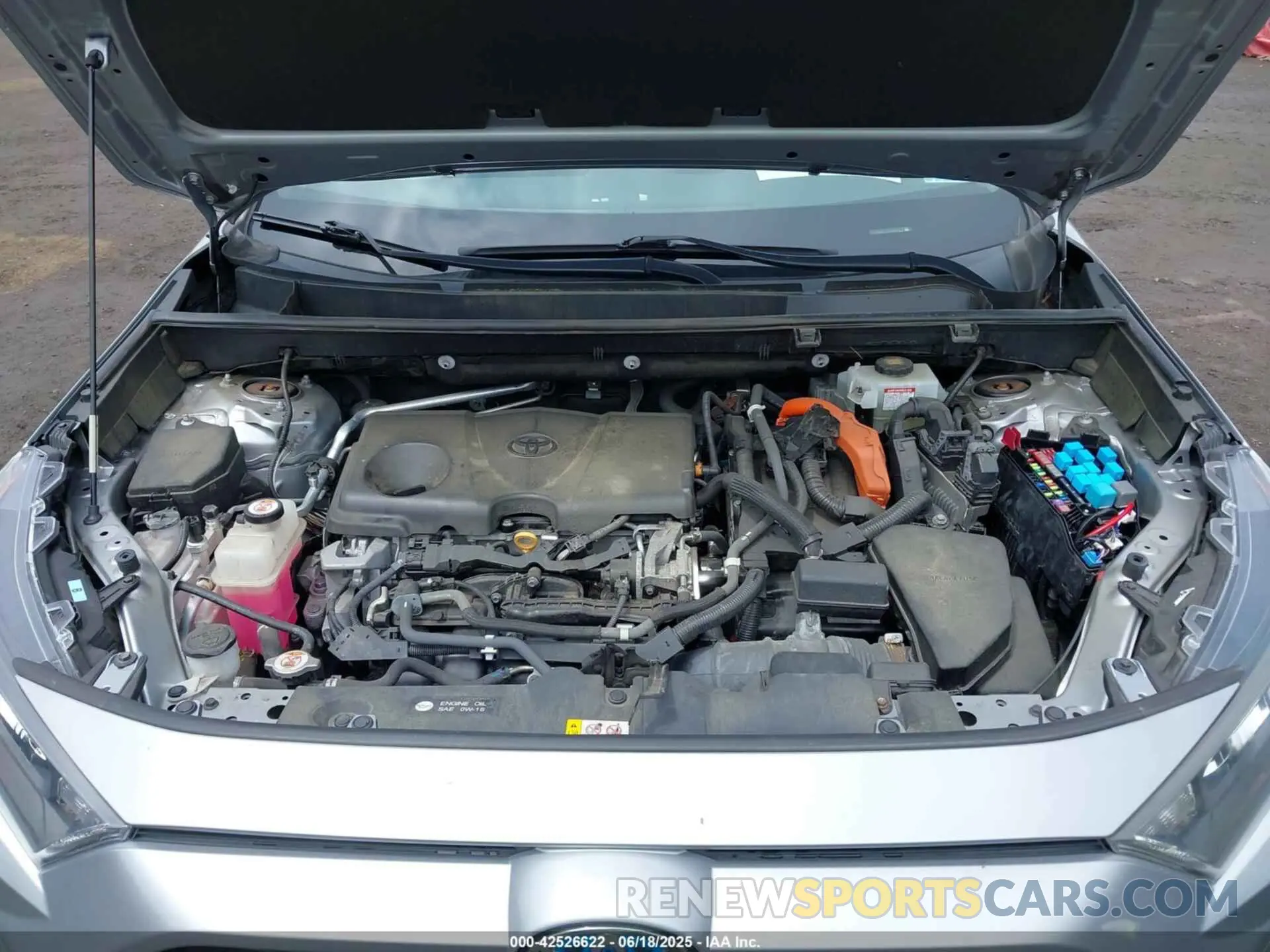 10 Photograph of a damaged car 2T3MWRFV8LW067310 TOYOTA RAV4 HYBRID 2020