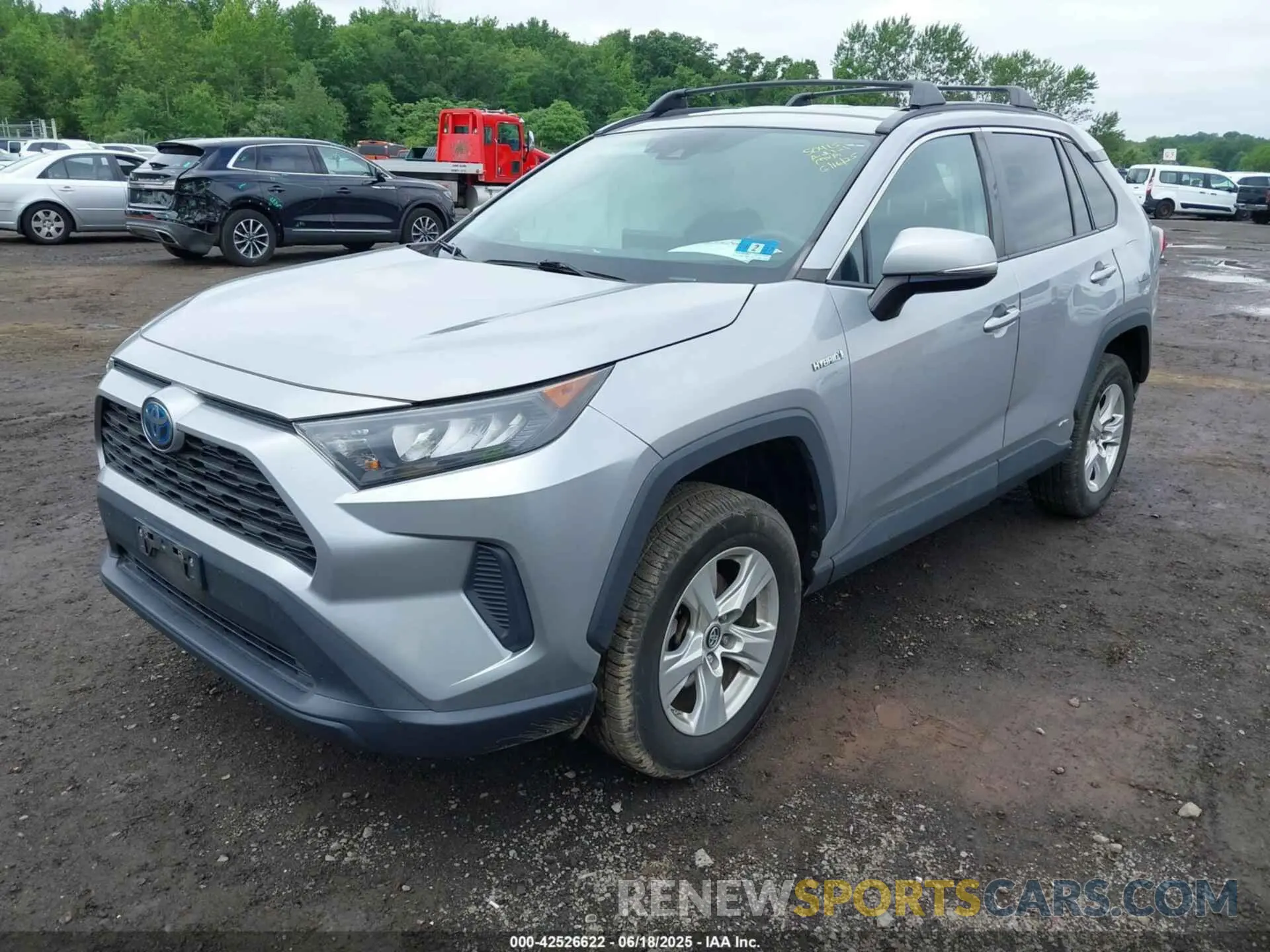 2 Photograph of a damaged car 2T3MWRFV8LW067310 TOYOTA RAV4 HYBRID 2020