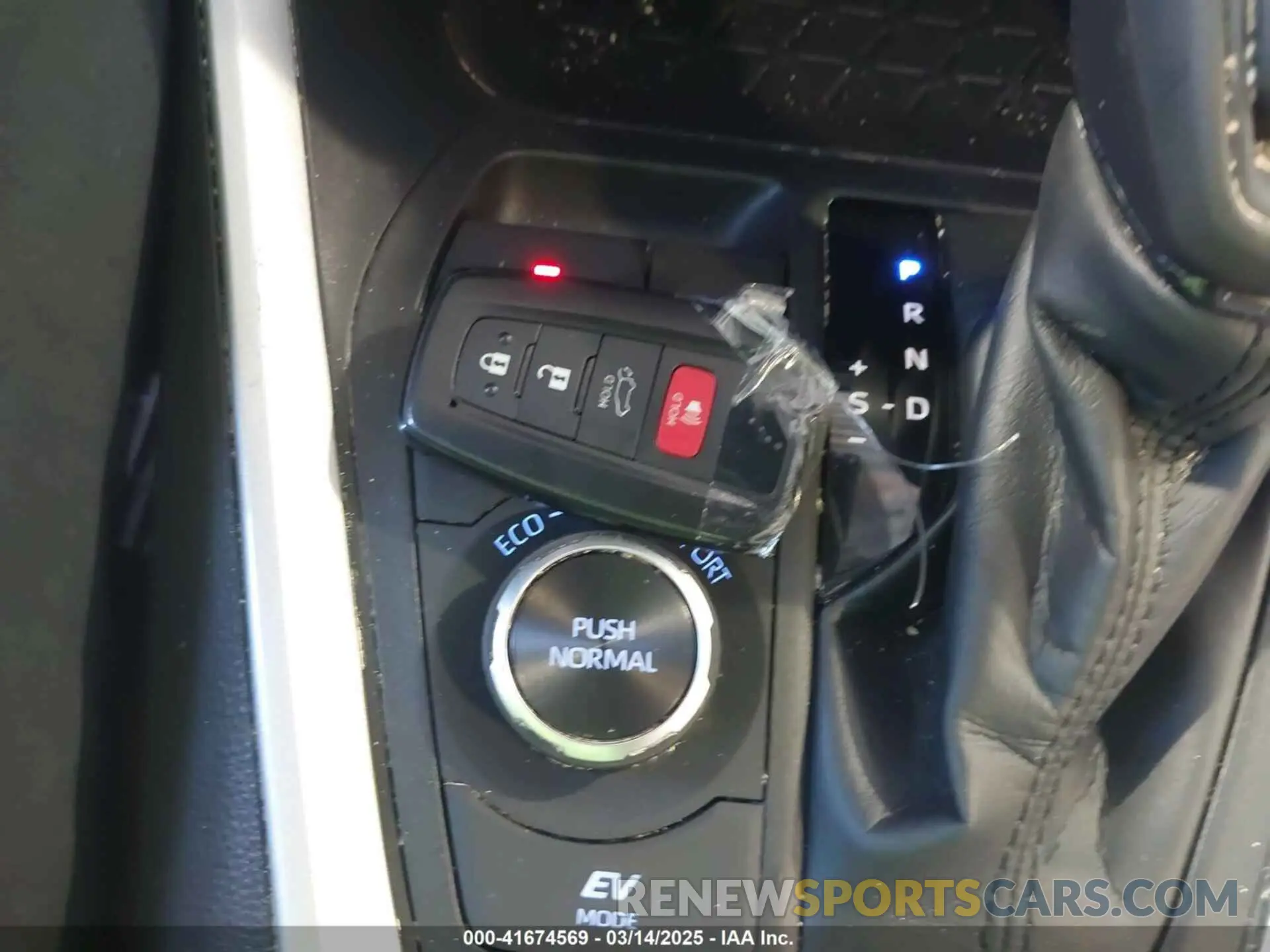 11 Photograph of a damaged car 2T3RWRFV0LW082793 TOYOTA RAV4 HYBRID 2020