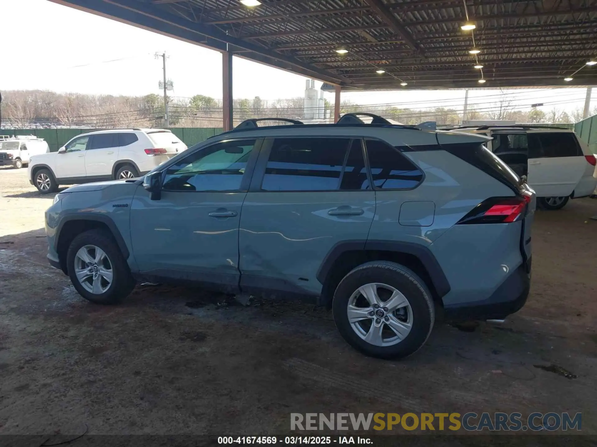 14 Photograph of a damaged car 2T3RWRFV0LW082793 TOYOTA RAV4 HYBRID 2020