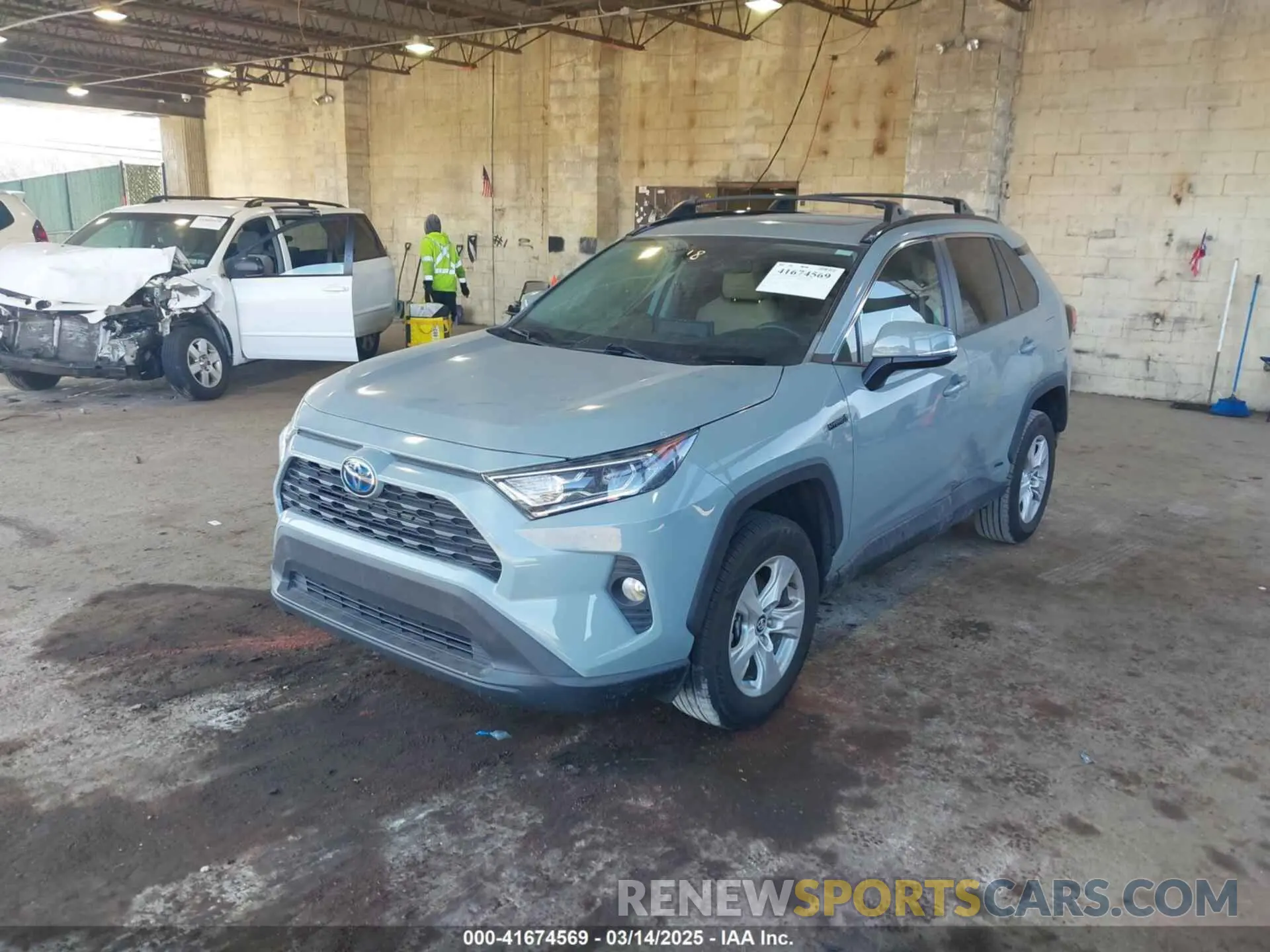 2 Photograph of a damaged car 2T3RWRFV0LW082793 TOYOTA RAV4 HYBRID 2020