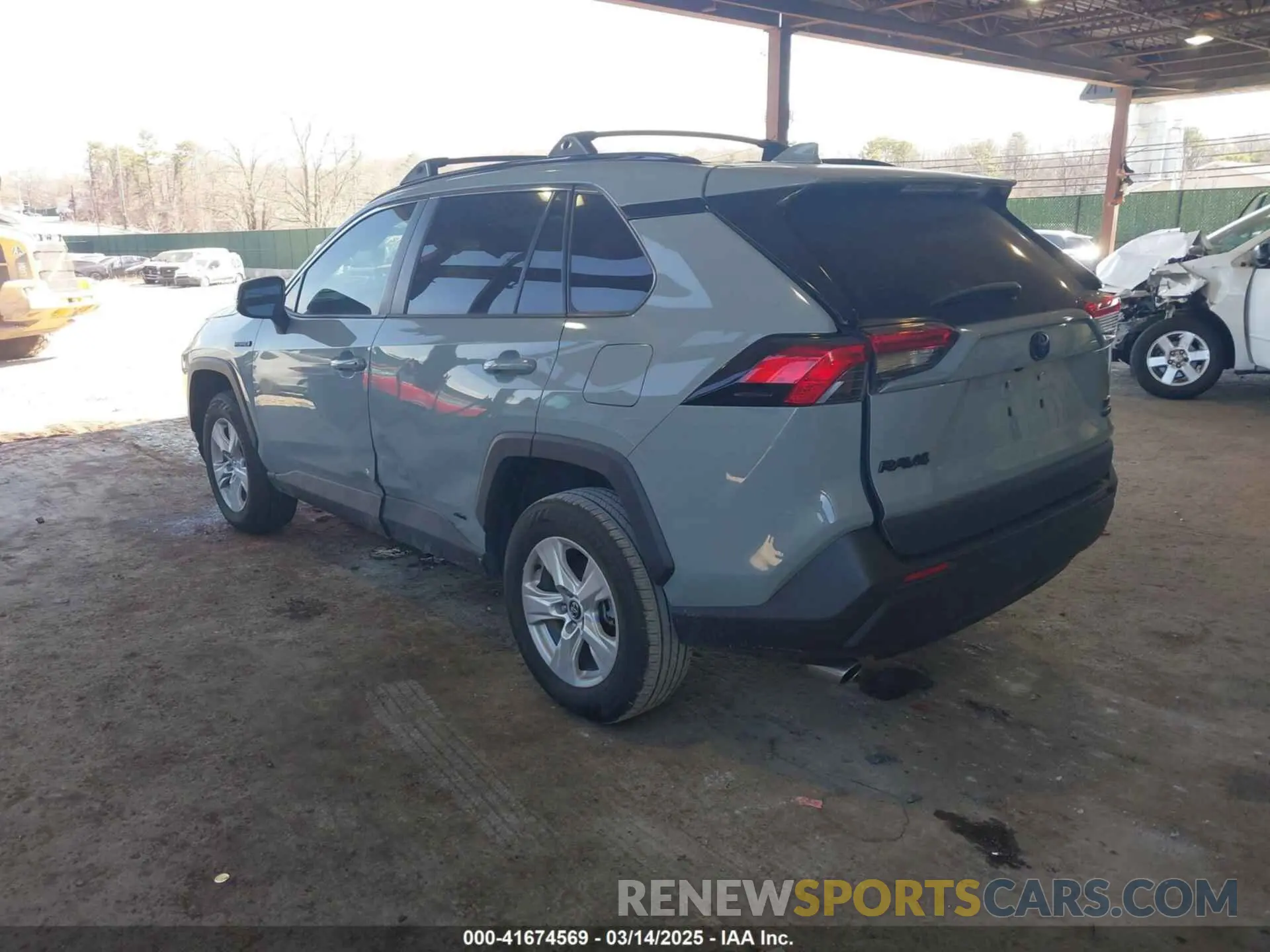 3 Photograph of a damaged car 2T3RWRFV0LW082793 TOYOTA RAV4 HYBRID 2020