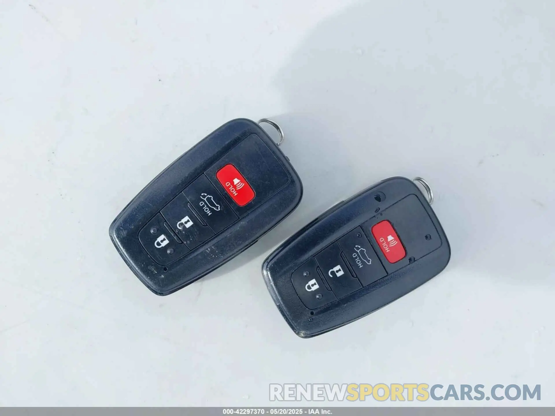 11 Photograph of a damaged car 2T3RWRFV3LW064403 TOYOTA RAV4 HYBRID 2020