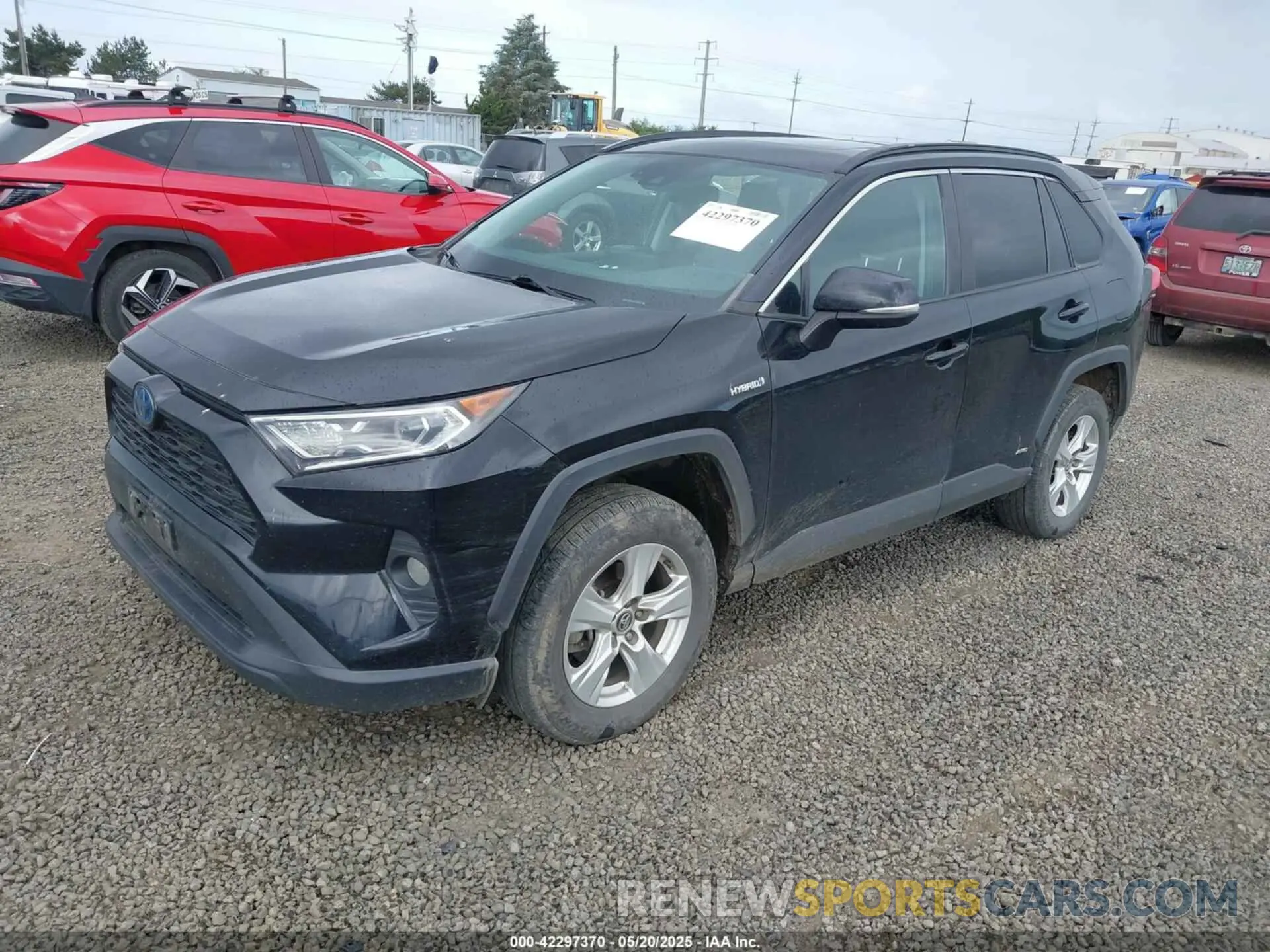 2 Photograph of a damaged car 2T3RWRFV3LW064403 TOYOTA RAV4 HYBRID 2020