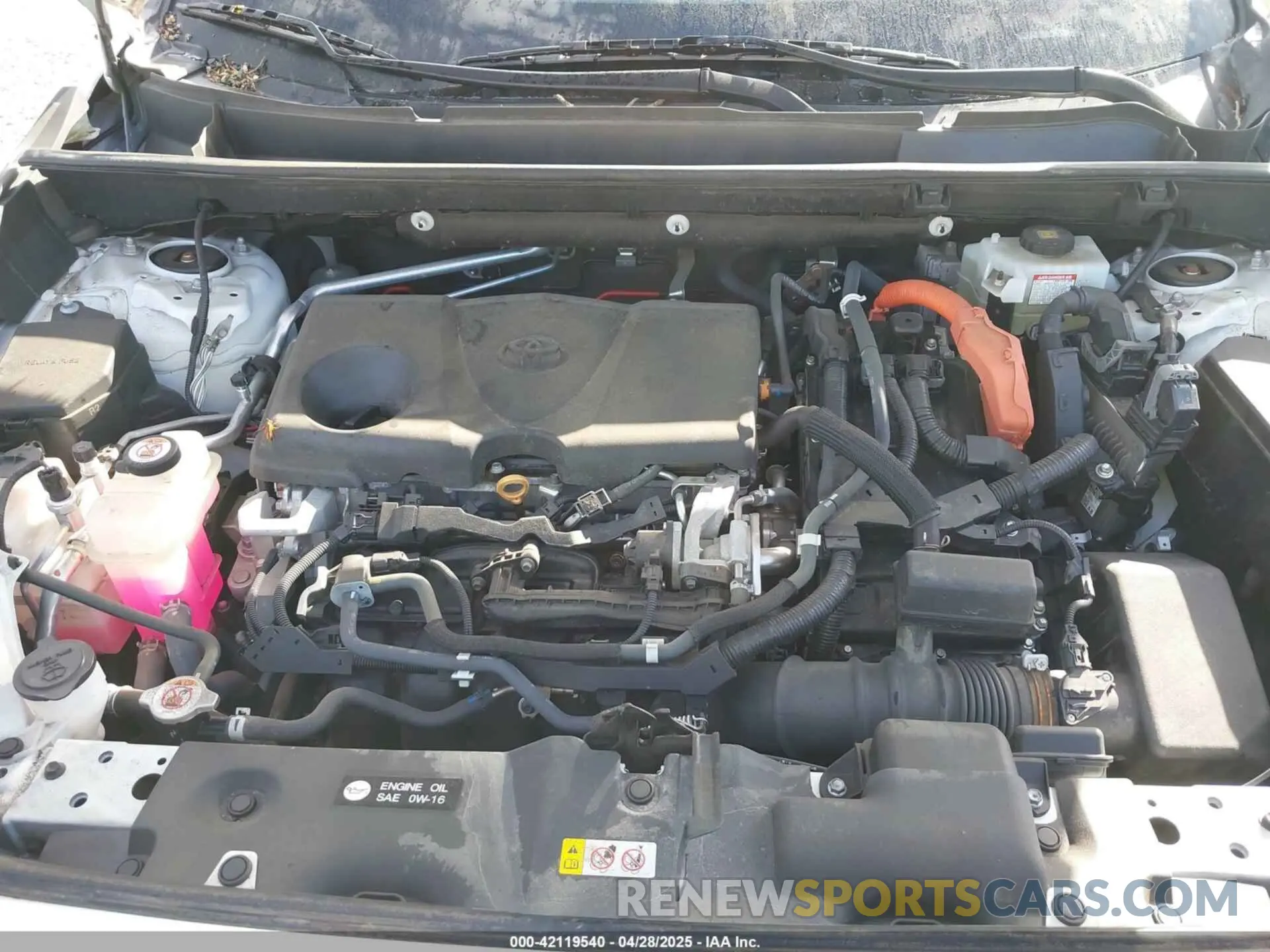 10 Photograph of a damaged car 2T3RWRFV4LW064880 TOYOTA RAV4 HYBRID 2020